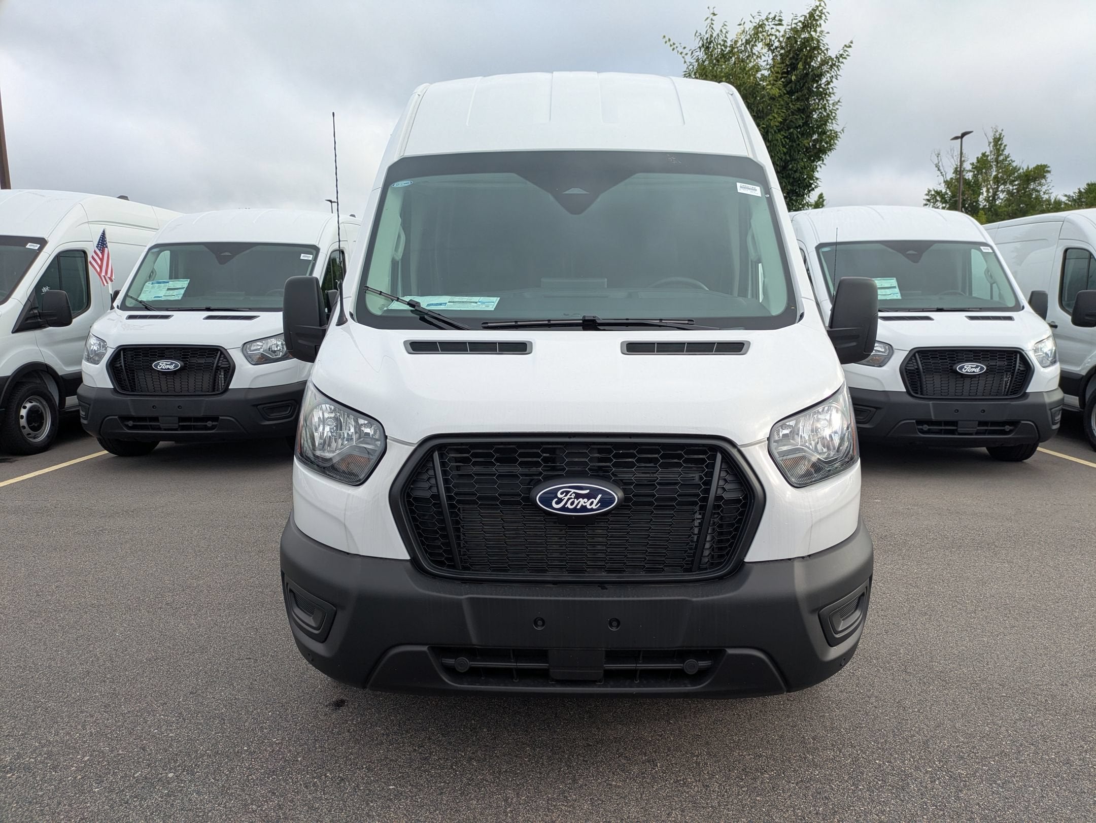 2026 Ford Transit Cargo Van Base
