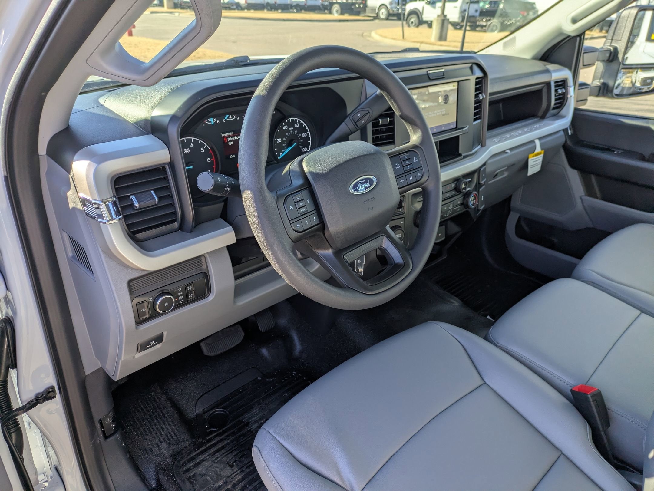 2026 Ford Super Duty F-350 SRW XL