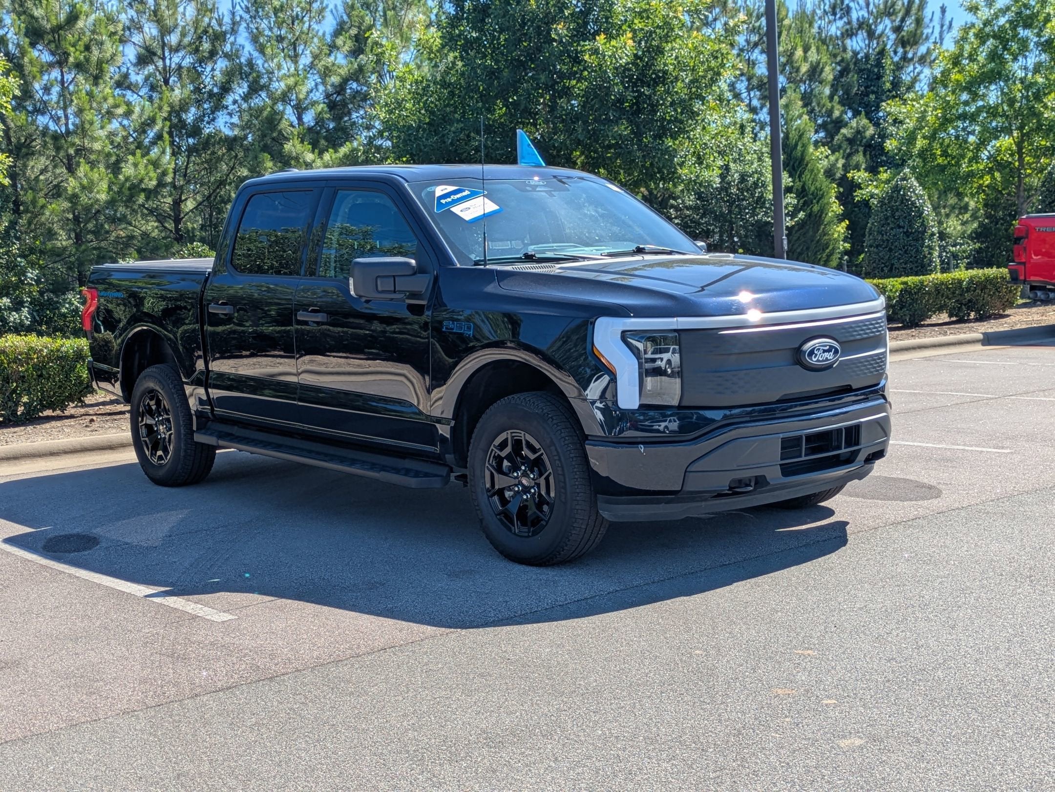 2025 Ford F-150 Lightning XLT