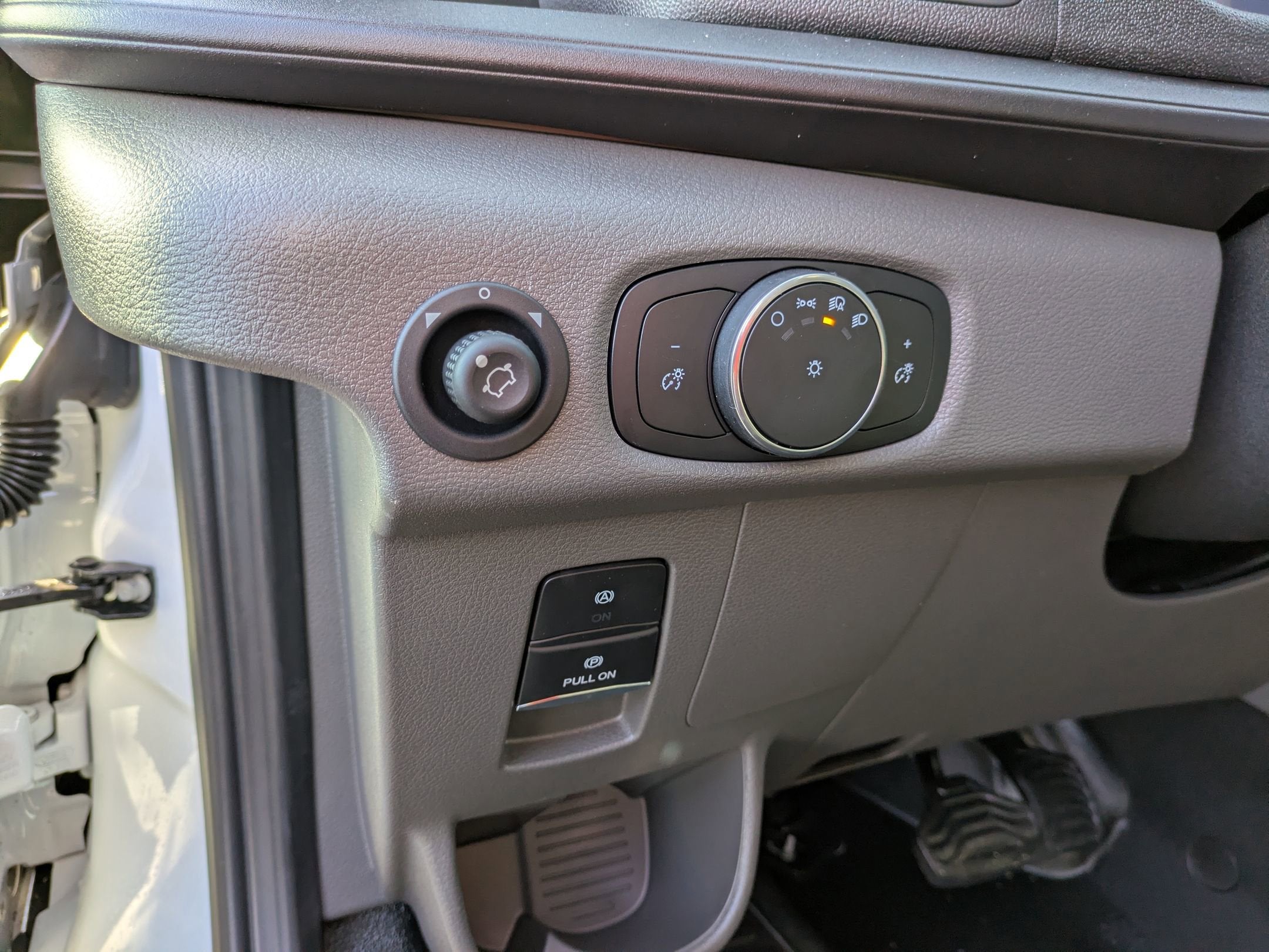 2026 Ford Transit Cargo Van T-150 130" Low Rf 8800 GVWR RWD