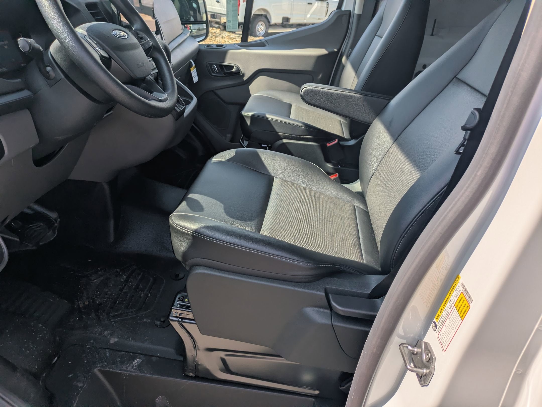 2026 Ford Transit Cargo Van Base