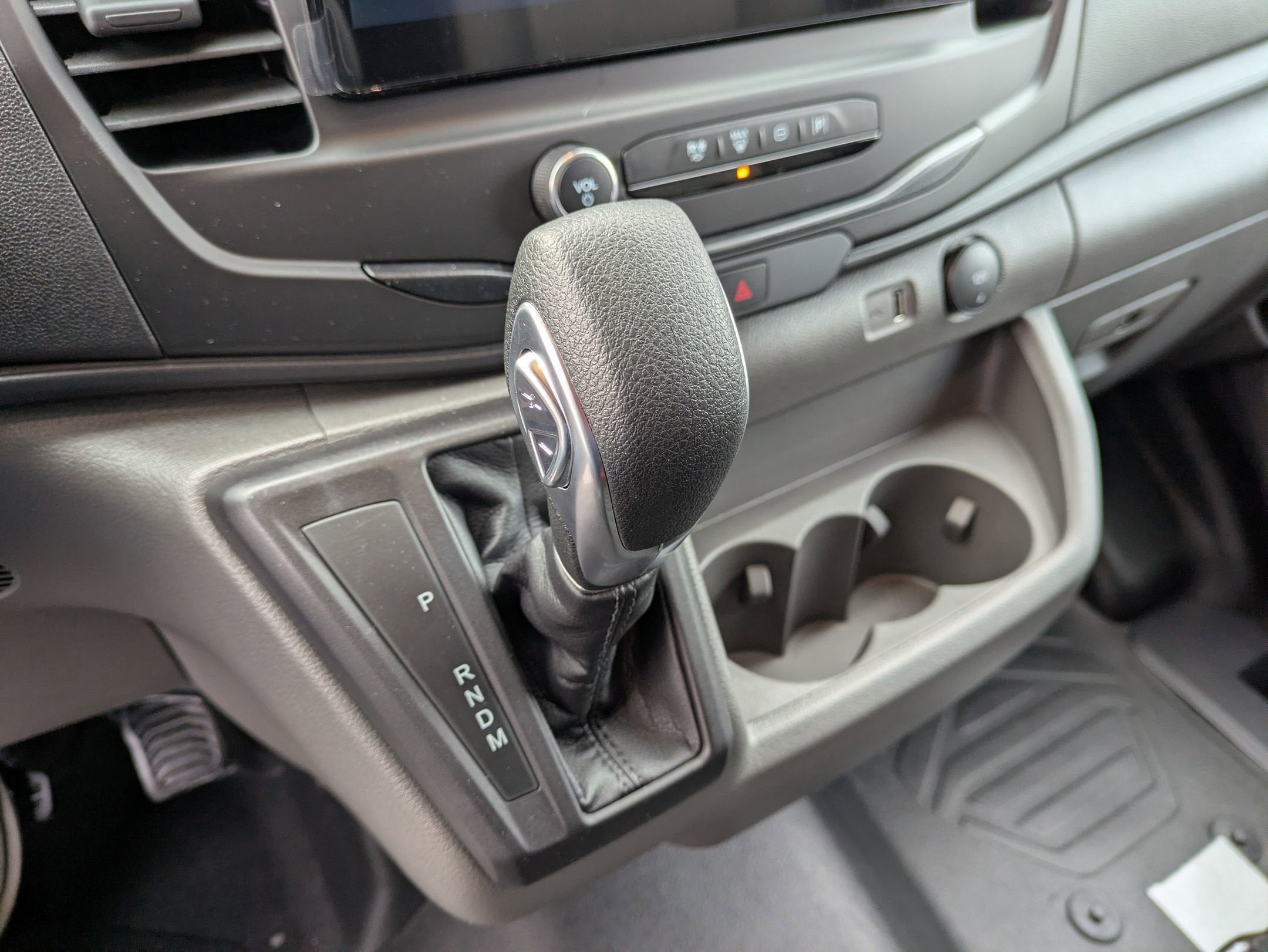 2026 Ford Transit Cargo Van Base