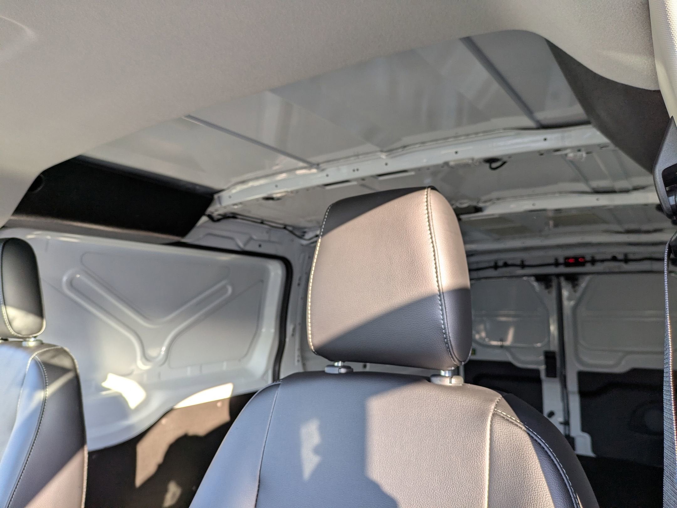 2026 Ford Transit Cargo Van T-150 130" Low Rf 8800 GVWR RWD