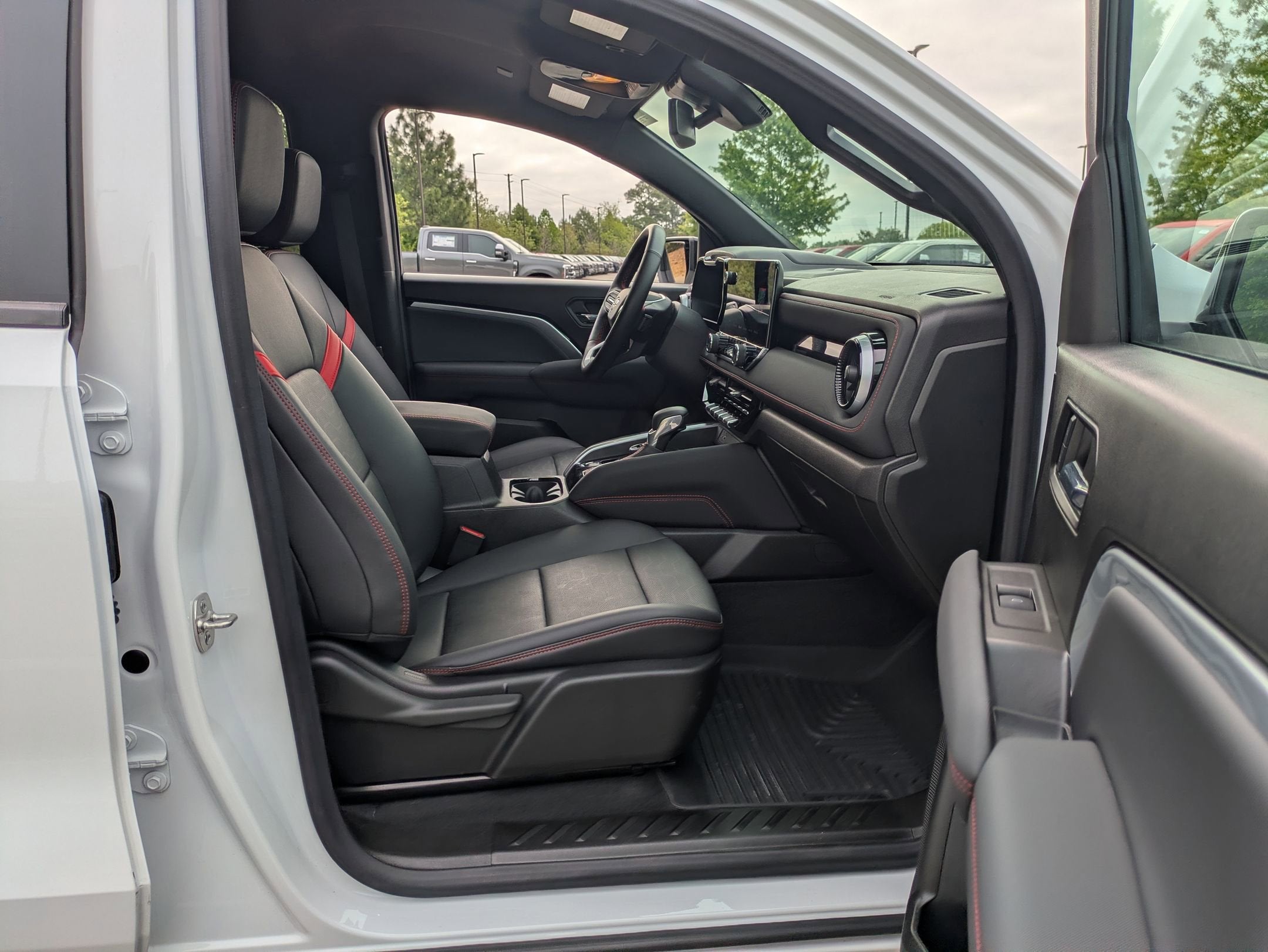 2024 Chevrolet Colorado 4WD Z71