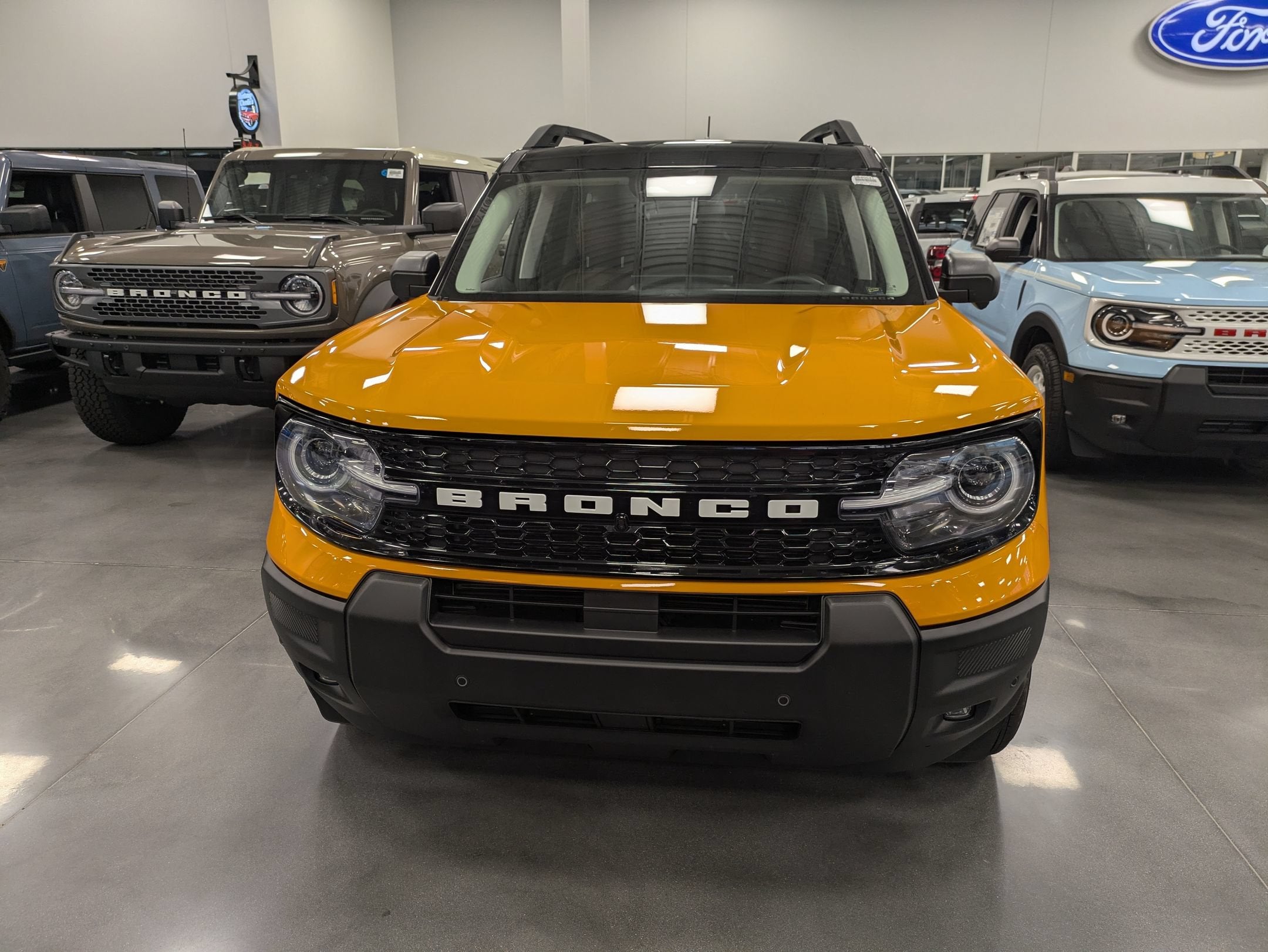 2026 Ford Bronco Sport Outer Banks - Crossroads Courtesy Demo