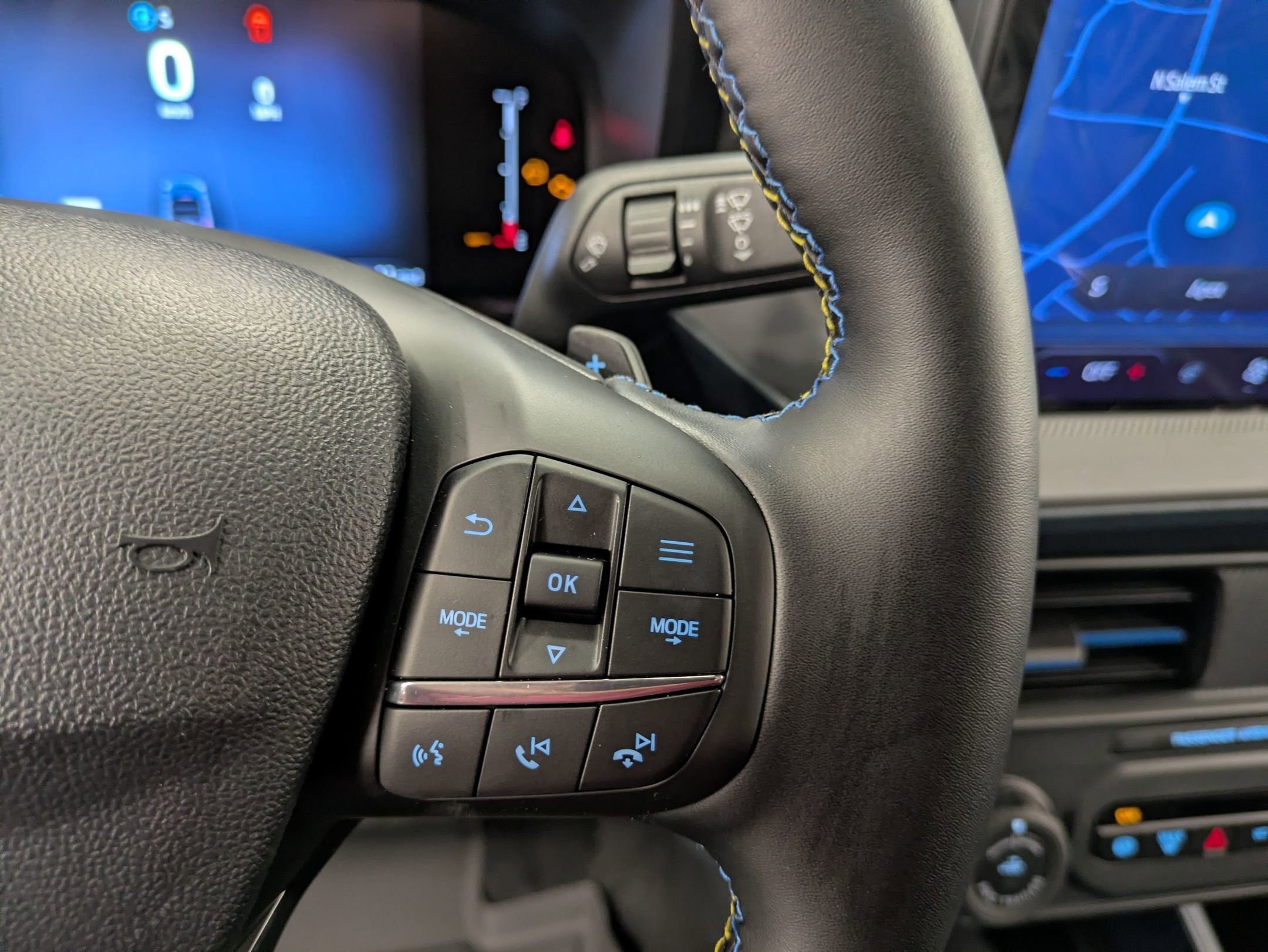 2026 Ford Maverick Lobo High