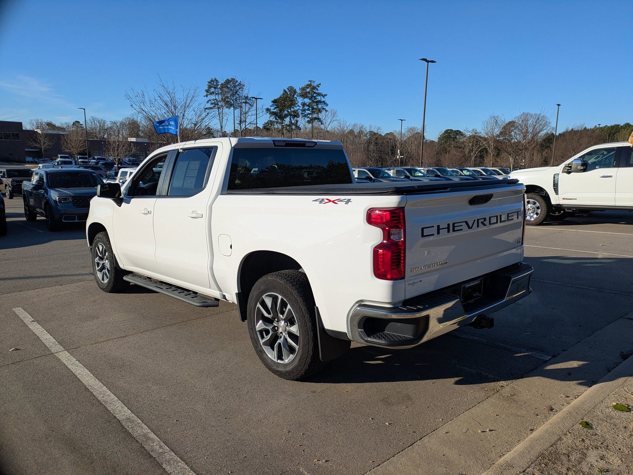 2024 Chevrolet Silverado 1500 LT
