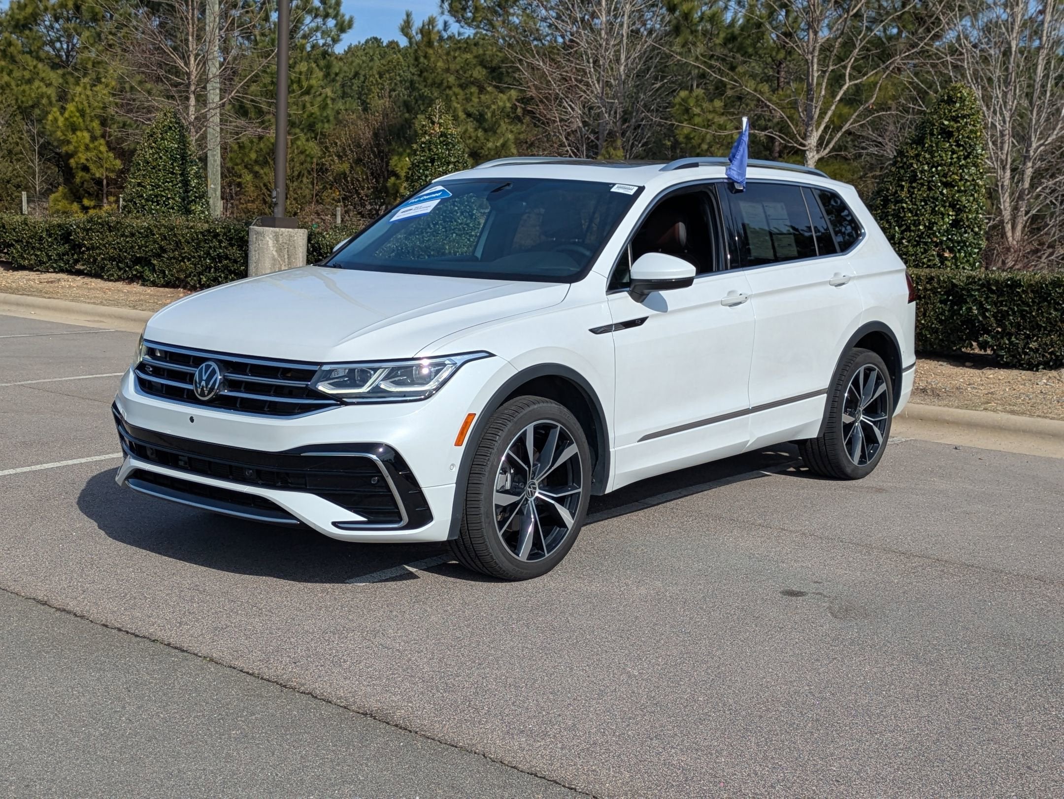 2022 Volkswagen Tiguan SEL R-Line