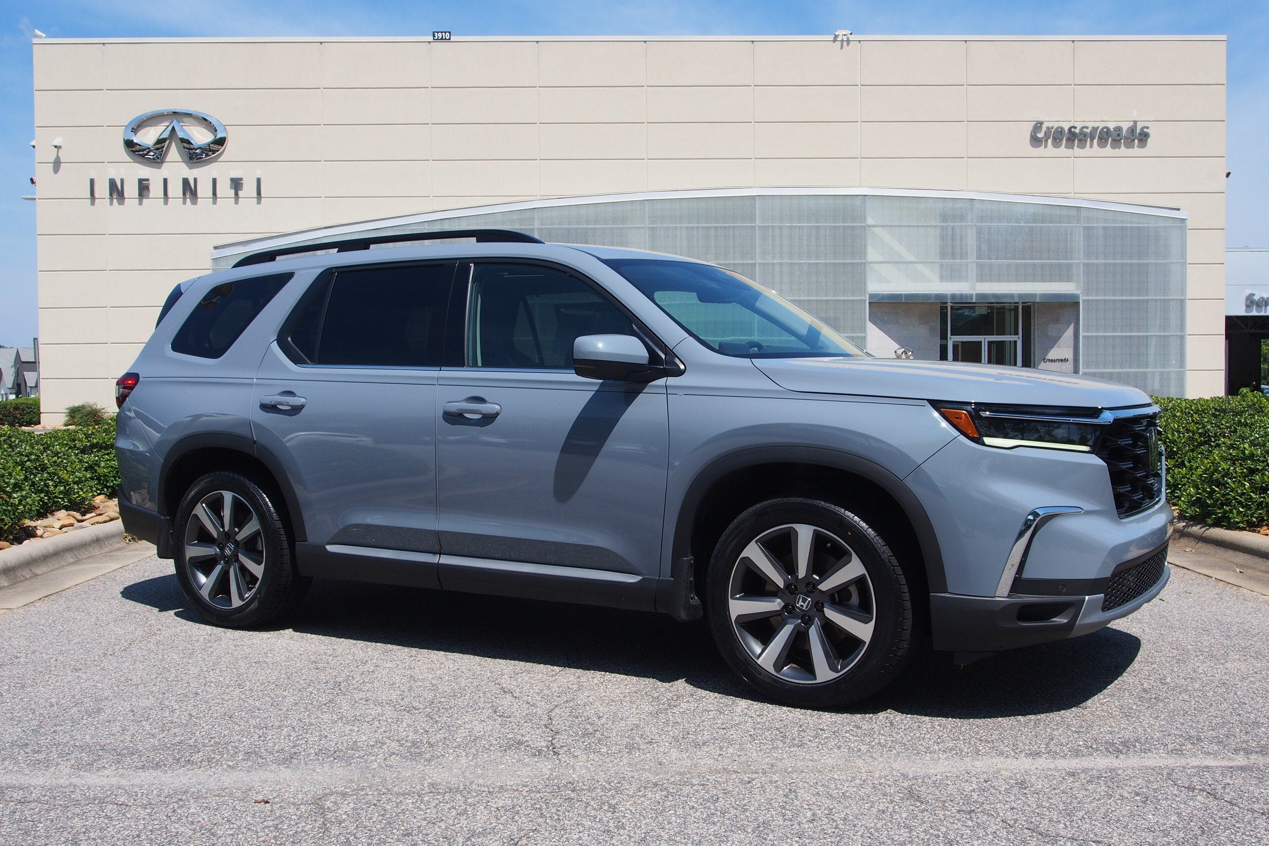 2025 Honda Pilot Touring+