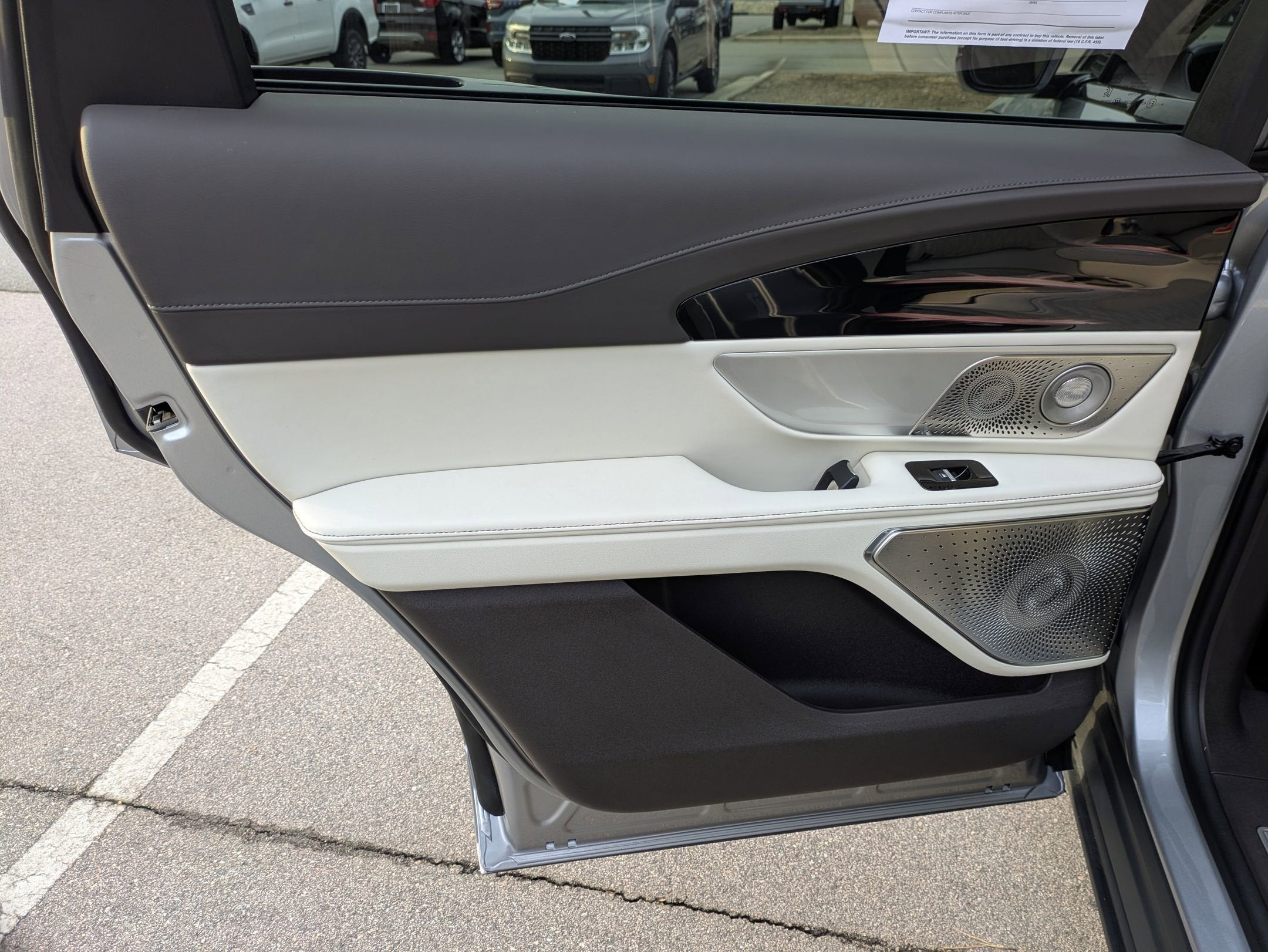 2025 Lincoln Nautilus Black Label