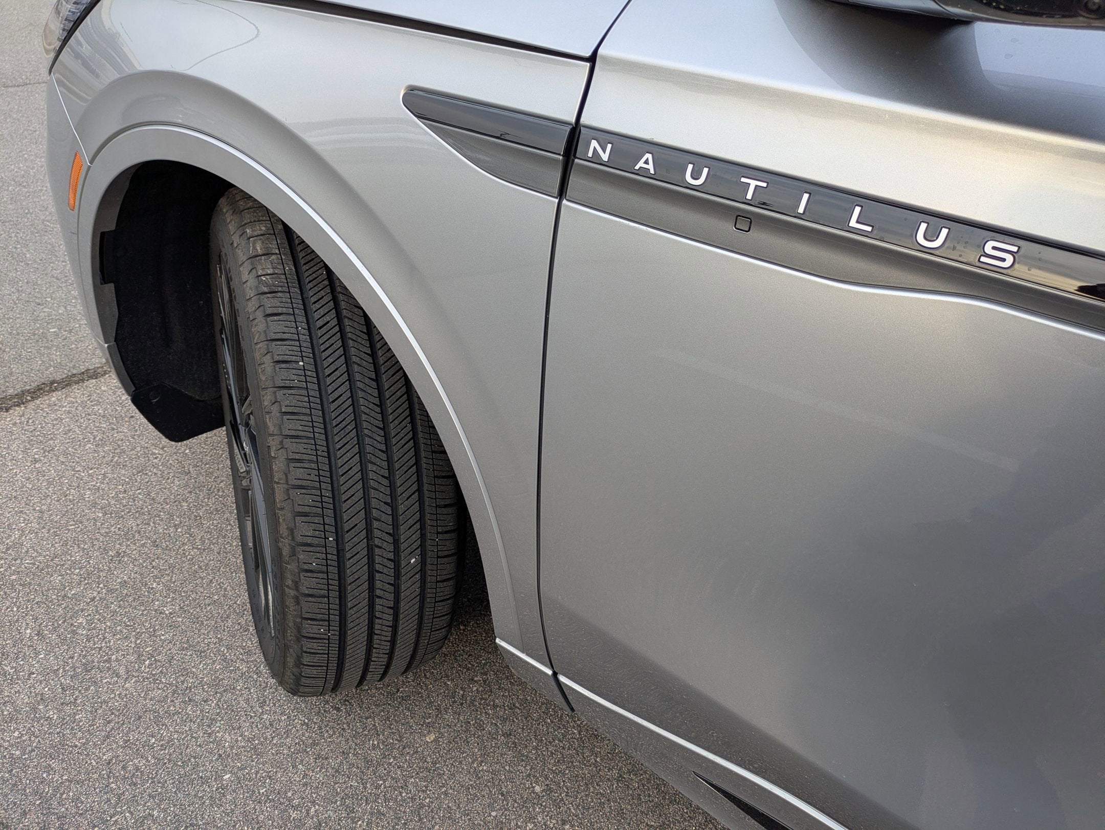 2025 Lincoln Nautilus Black Label