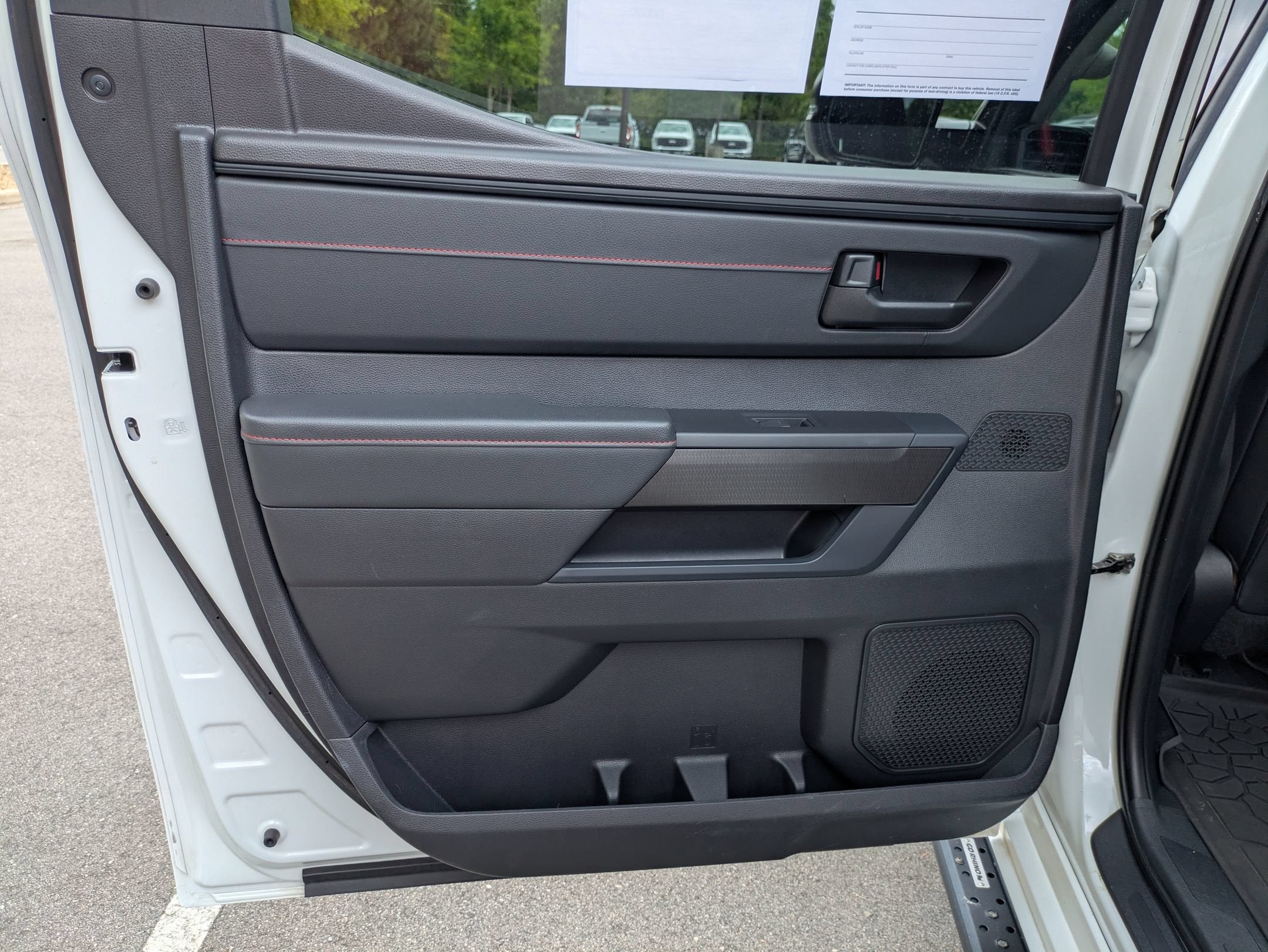 2022 Toyota Tundra 4WD TRD Pro Hybrid