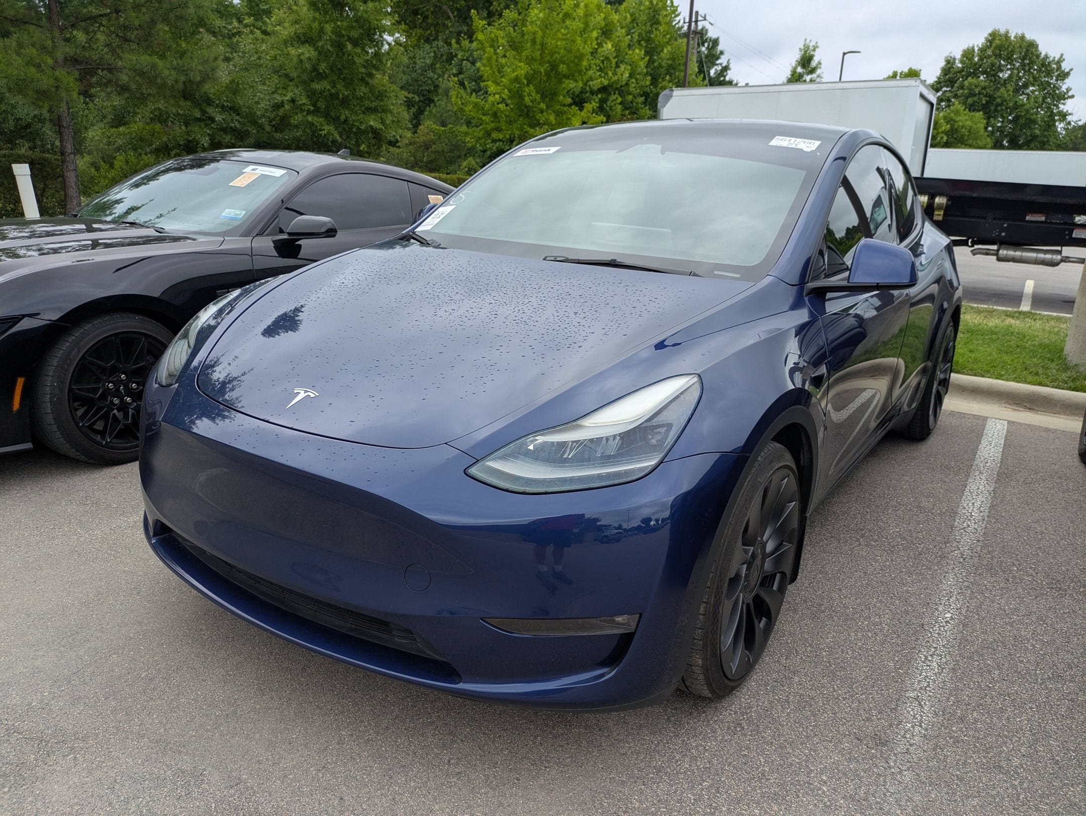 2023 Tesla Model Y Performance
