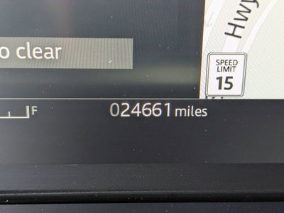 2024 Land Rover Defender X-Dynamic SE