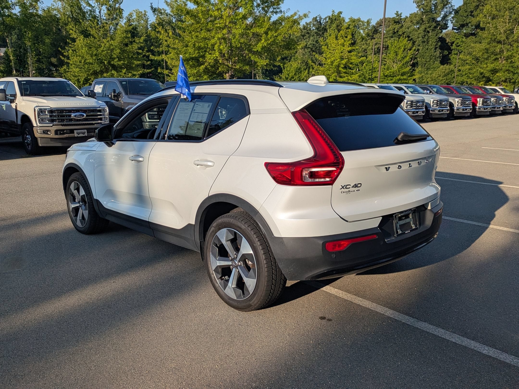 2023 Volvo XC40 Ultimate Dark Theme