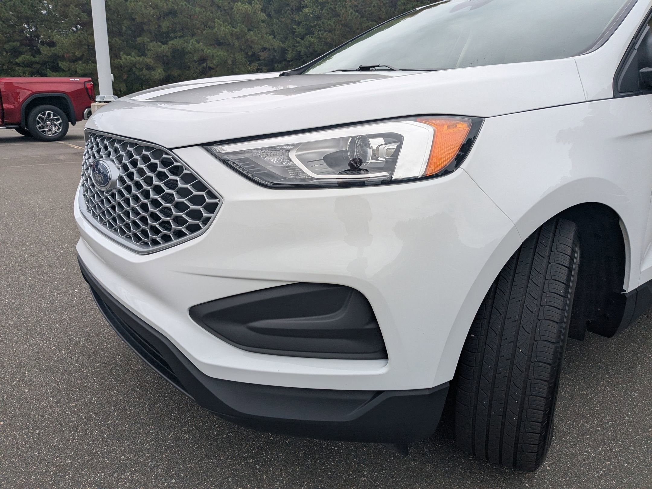 2024 Ford Edge SE