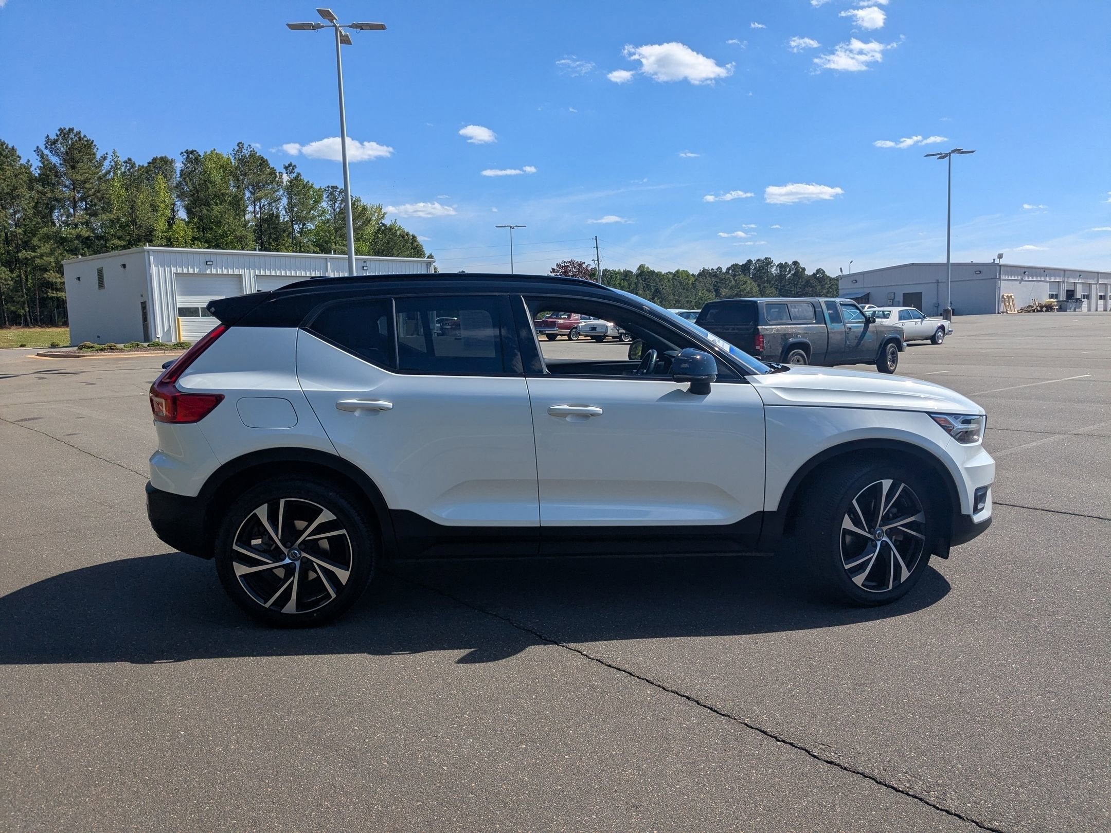 2021 Volvo XC40 R-Design