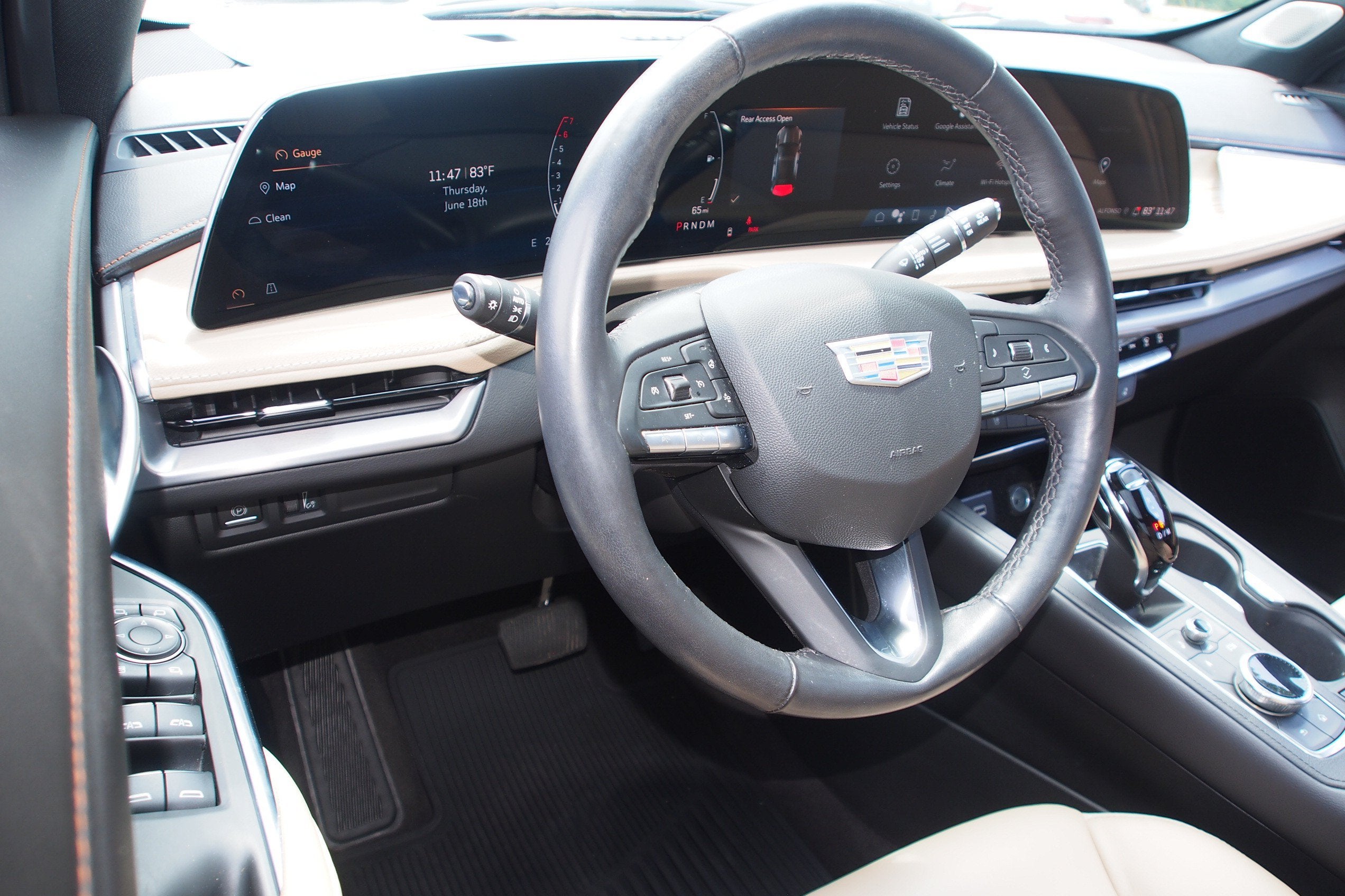 2024 Cadillac XT4 FWD Premium Luxury