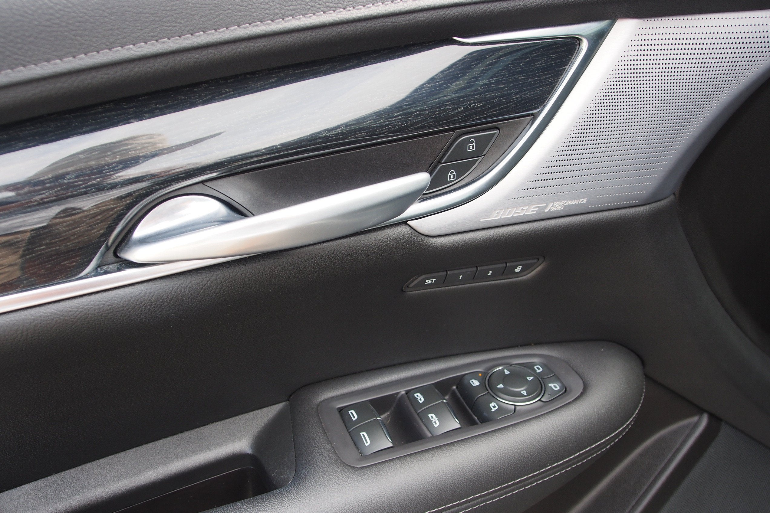 2022 Cadillac XT5 FWD Premium Luxury