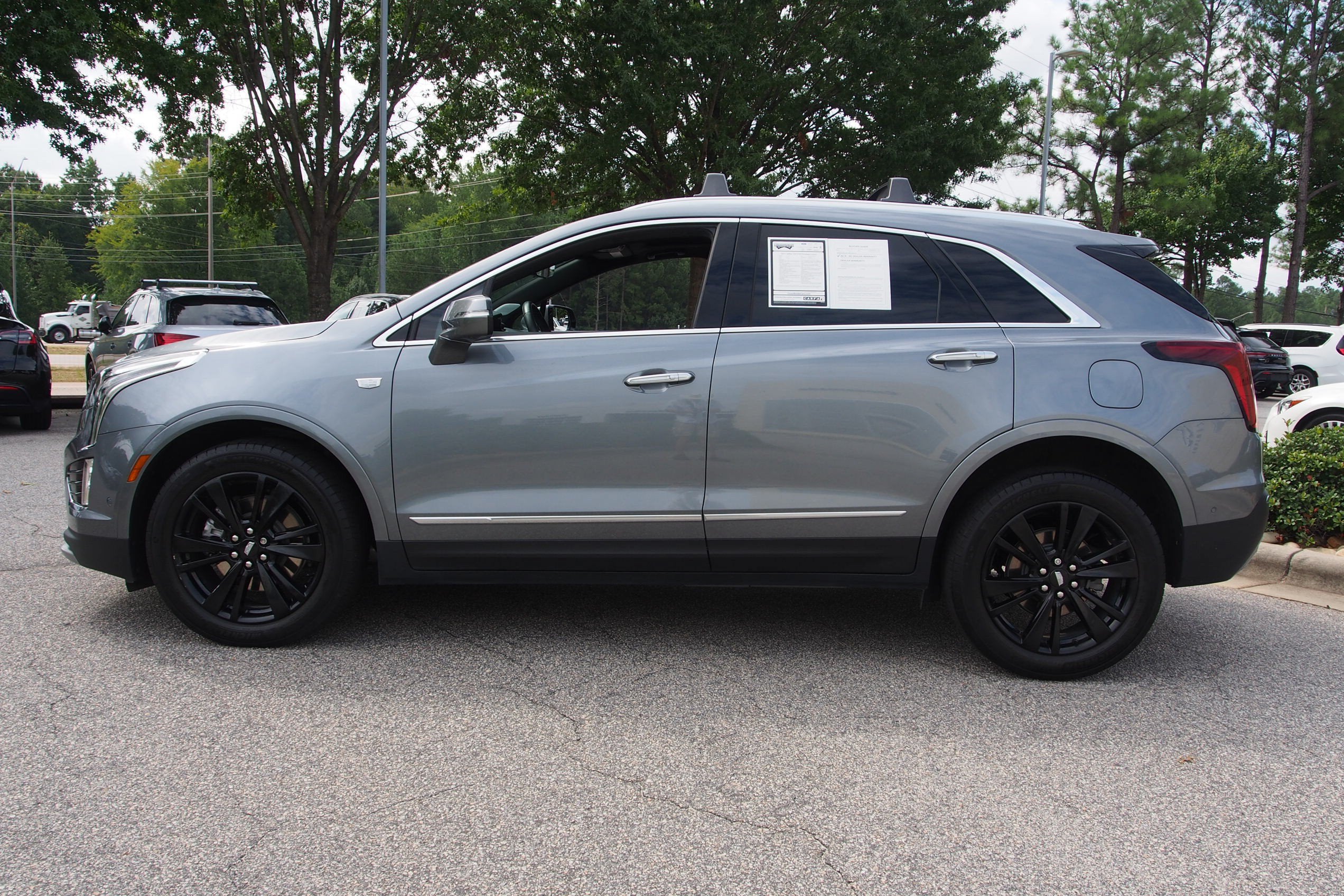 2022 Cadillac XT5 FWD Premium Luxury