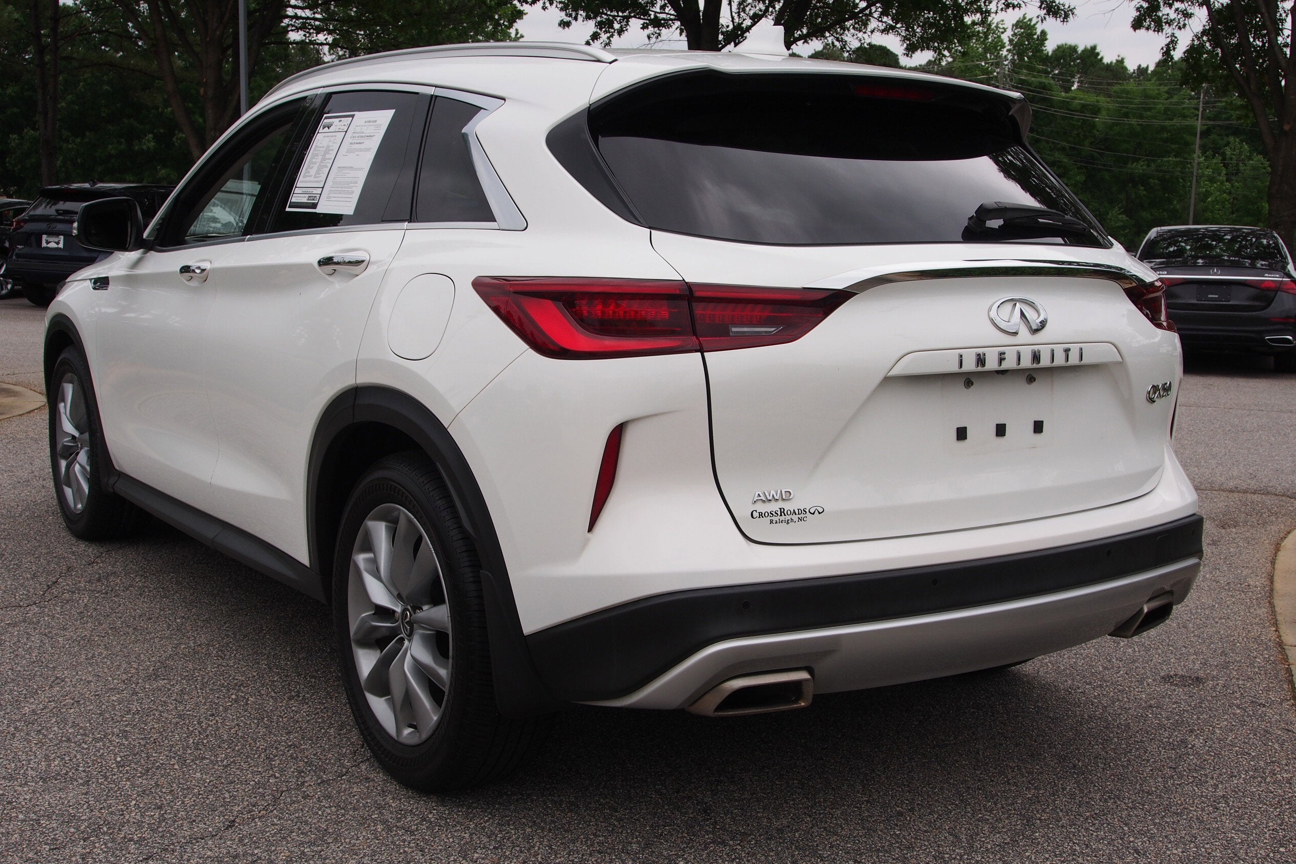 2022 INFINITI QX50 LUXE