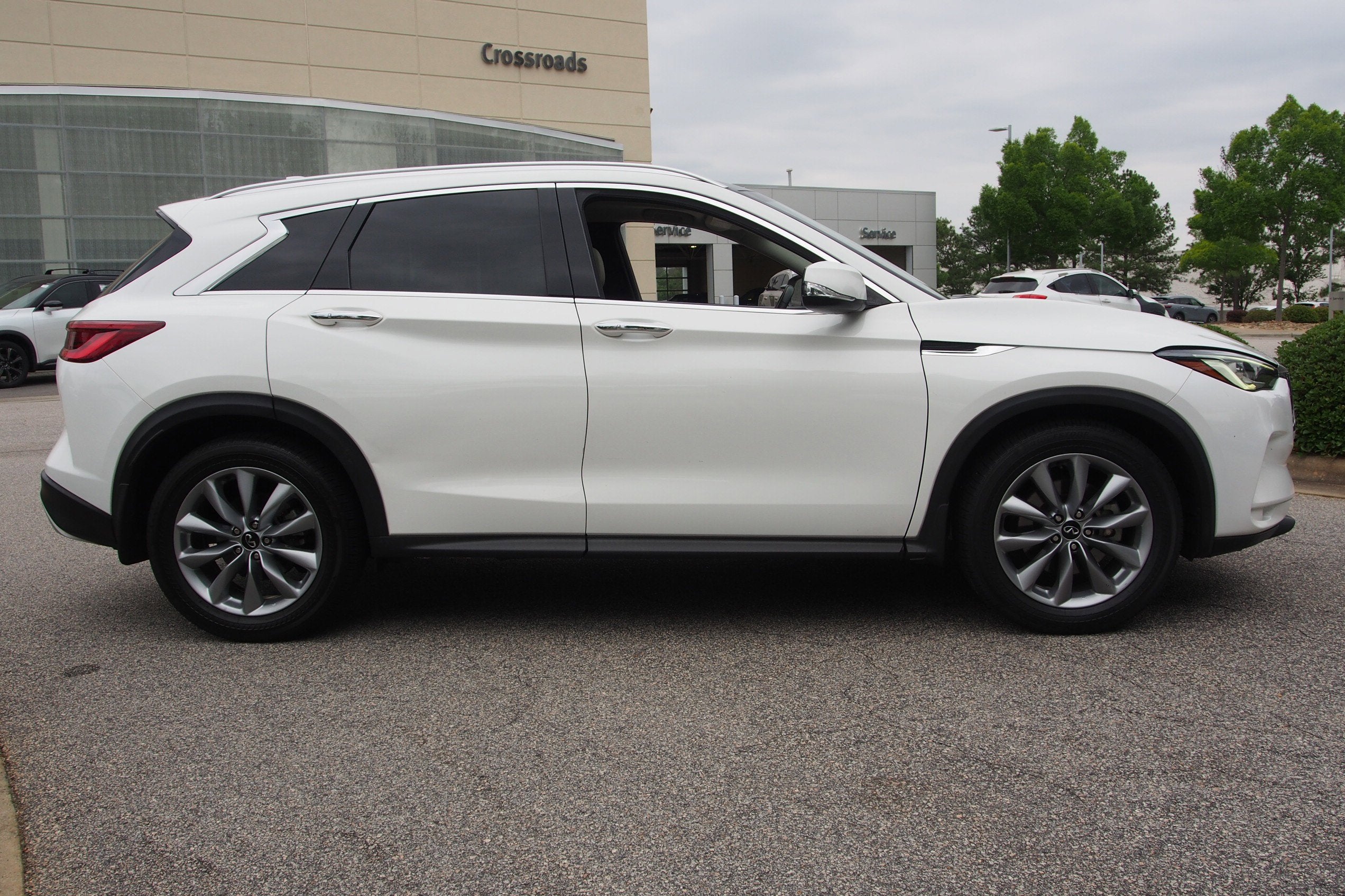 2022 INFINITI QX50 LUXE