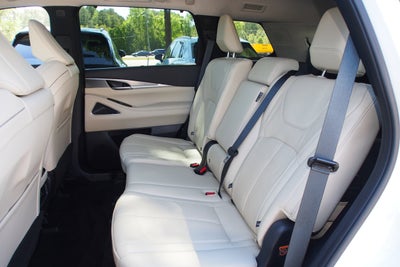 2025 INFINITI QX60 LUXE