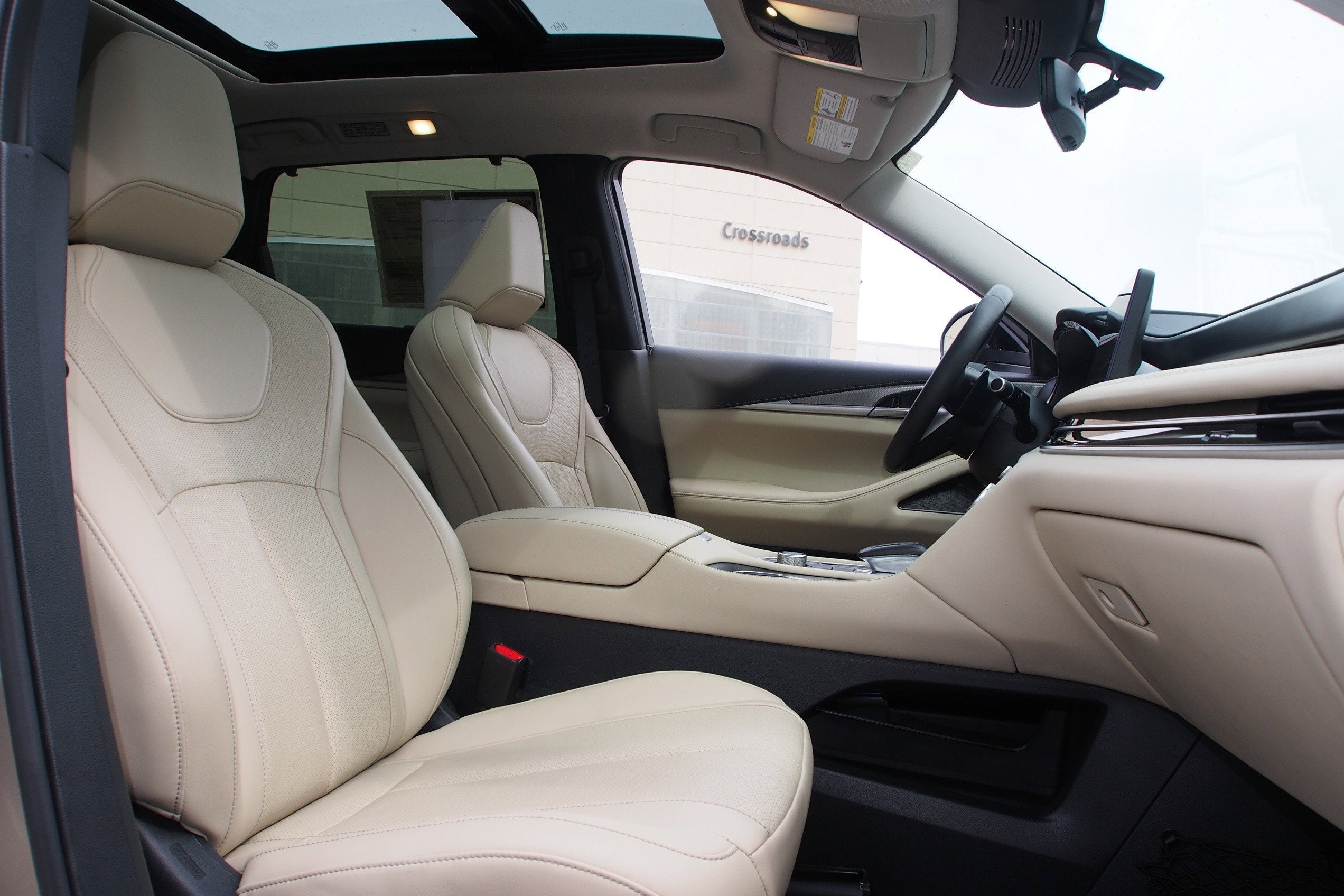 2024 INFINITI QX60 LUXE
