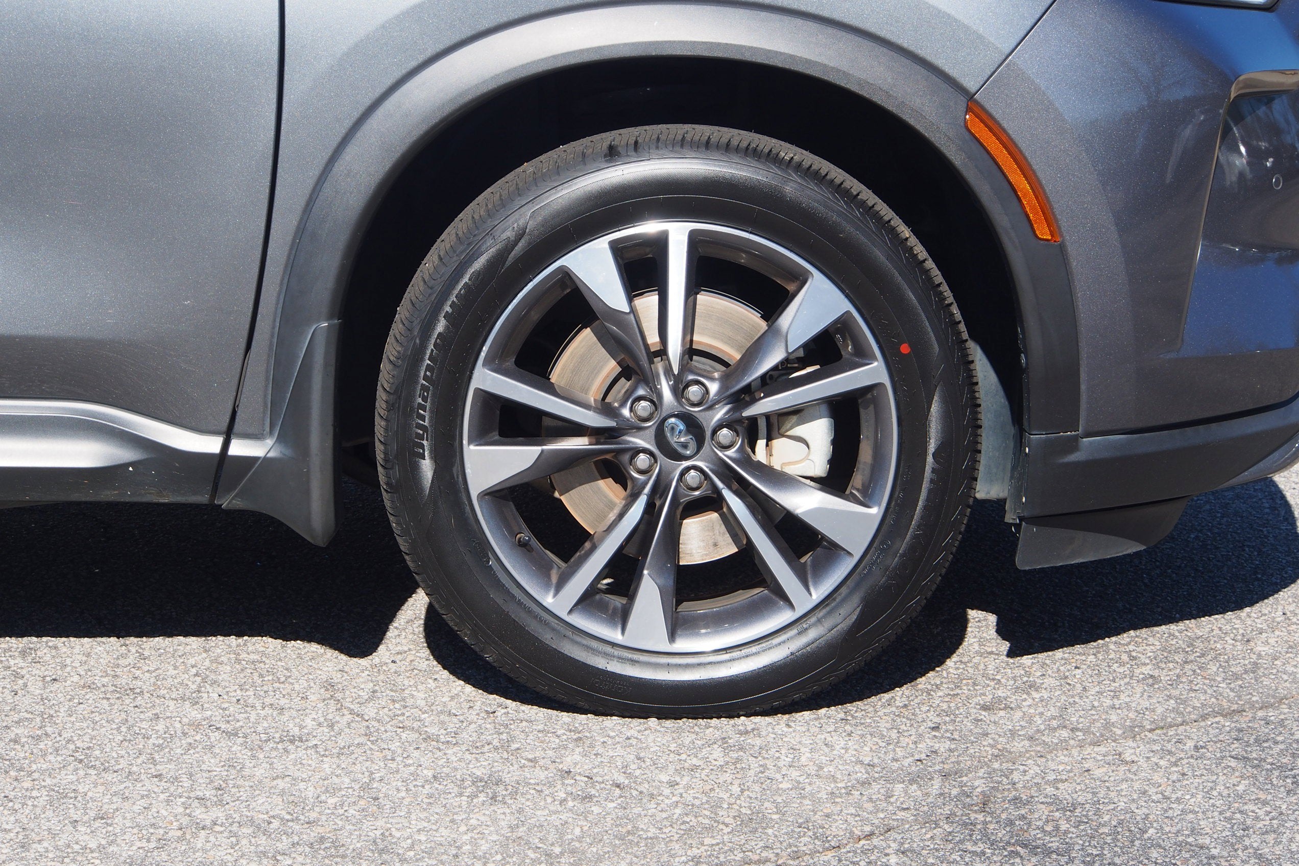 2022 INFINITI QX60 LUXE