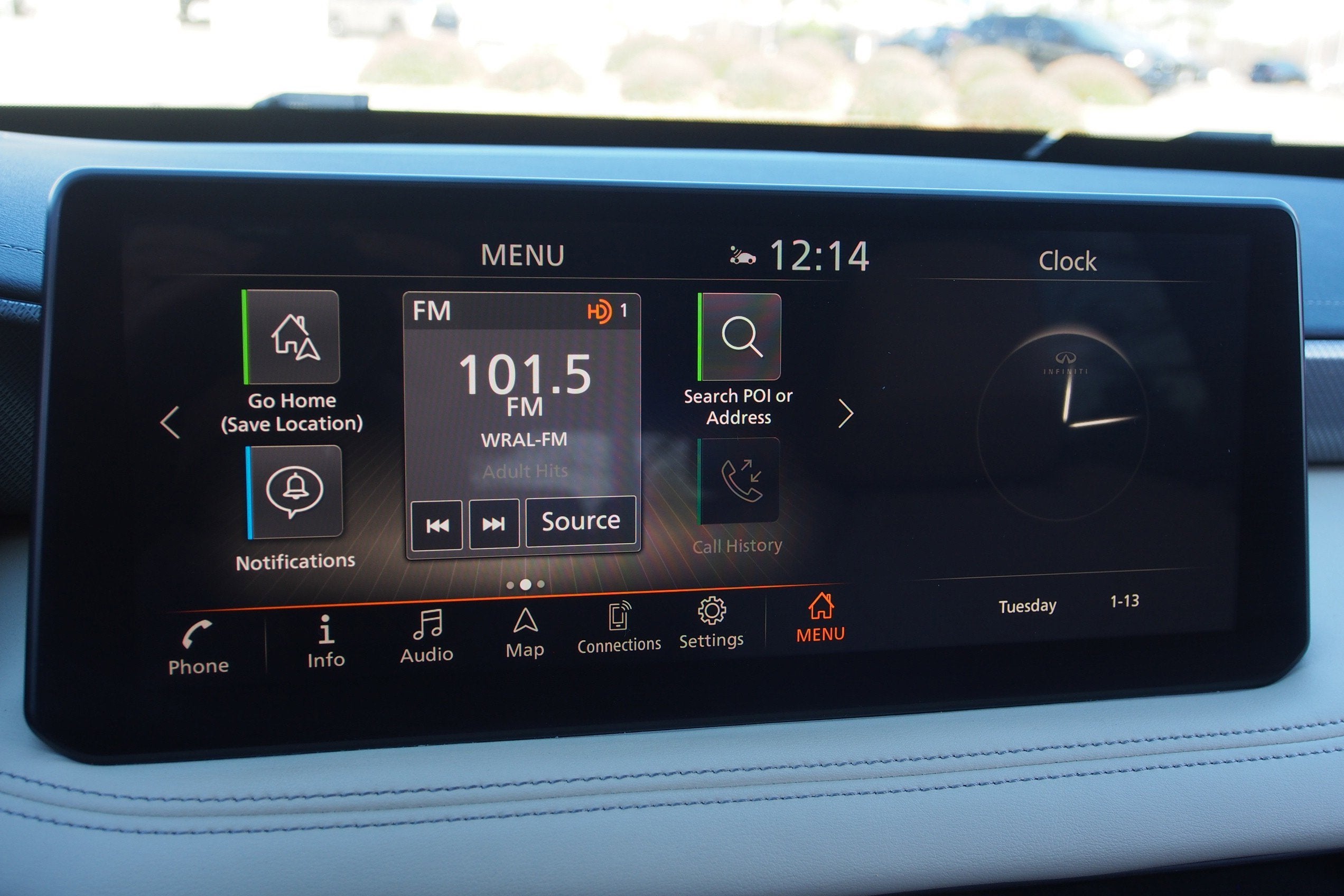 2022 INFINITI QX60 LUXE