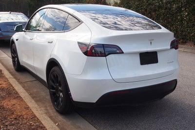 2024 Tesla Model Y Long Range