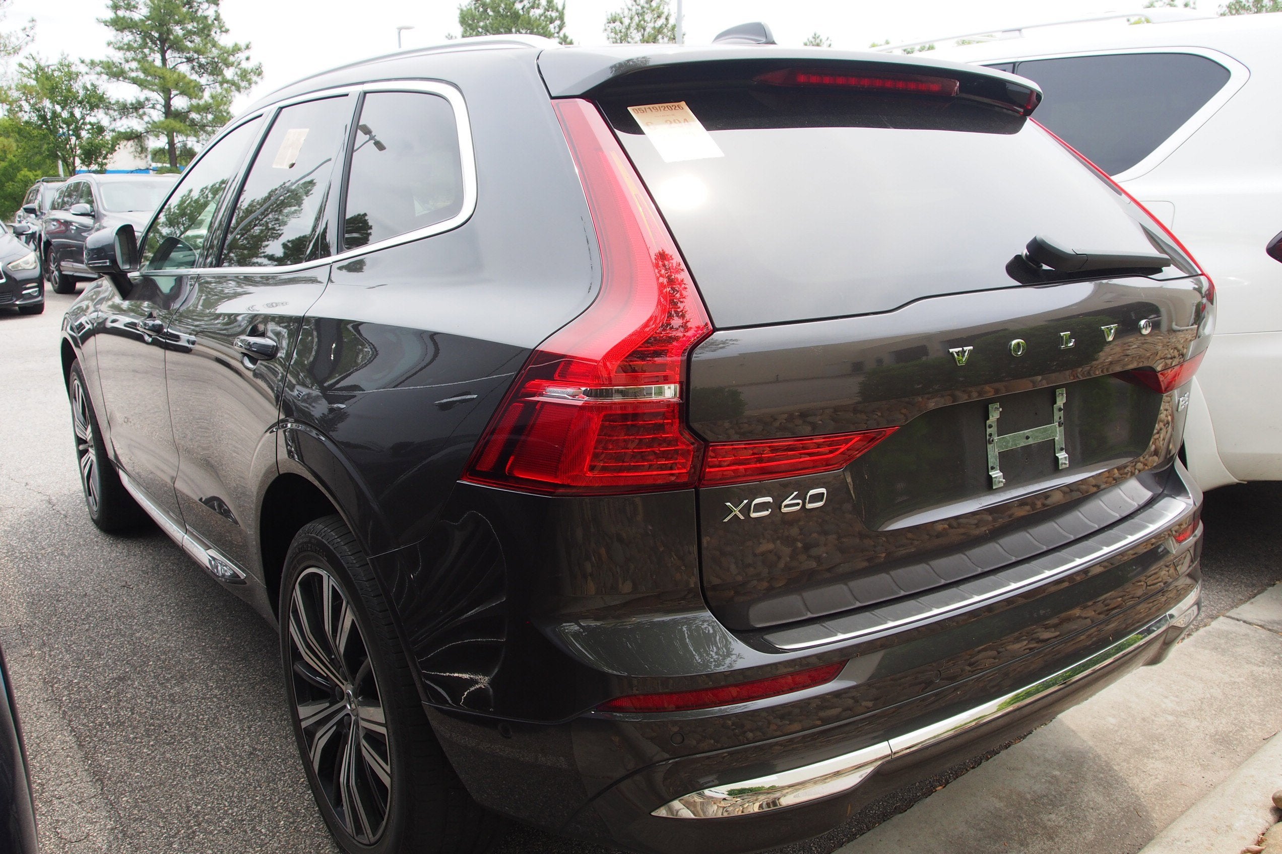 2023 Volvo XC60 Ultimate Bright Theme