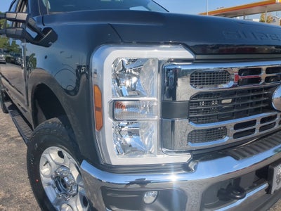 2027 Ford Super Duty F-250 SRW XLT