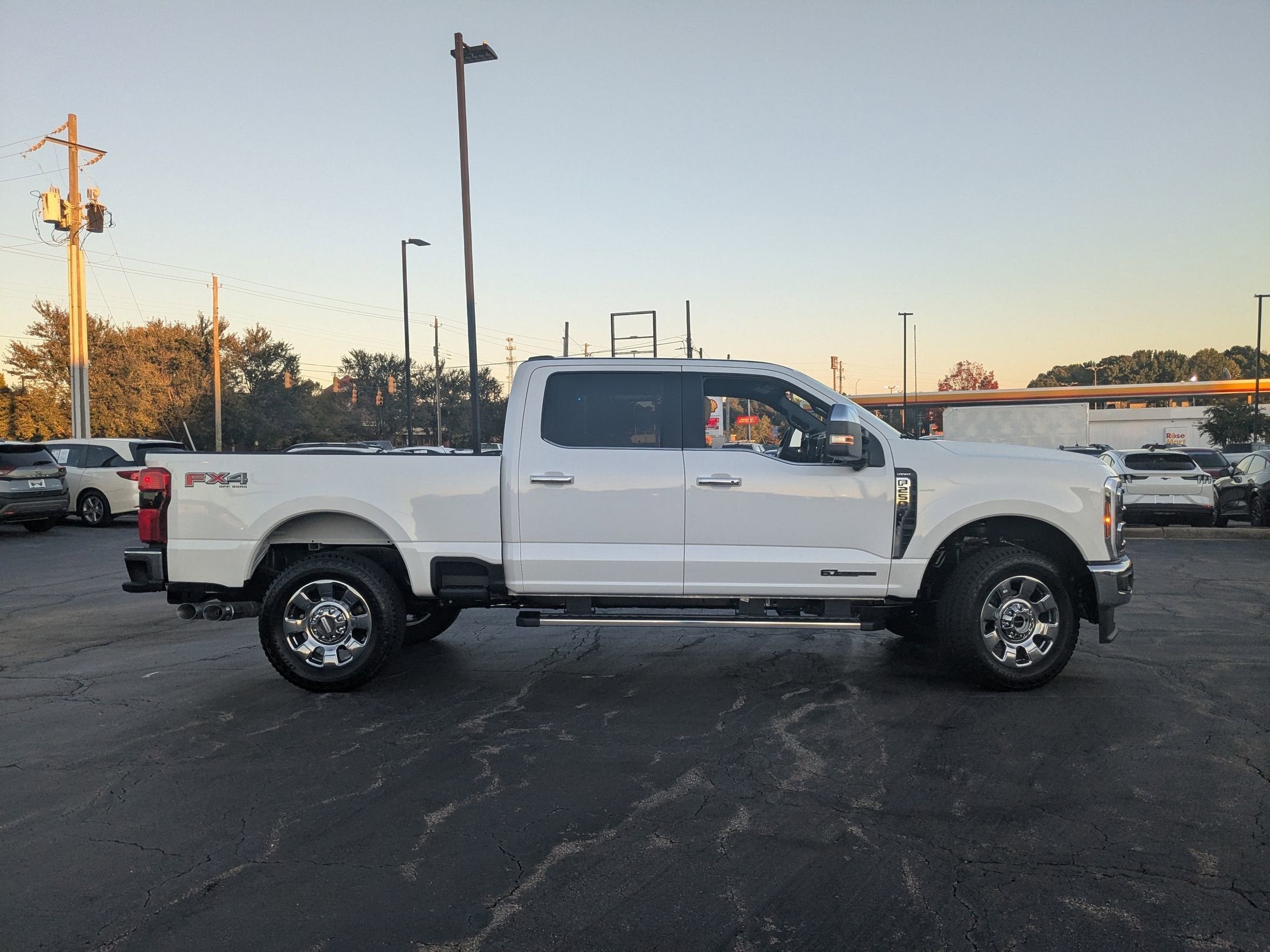 2026 Ford Super Duty F-250 SRW LARIAT