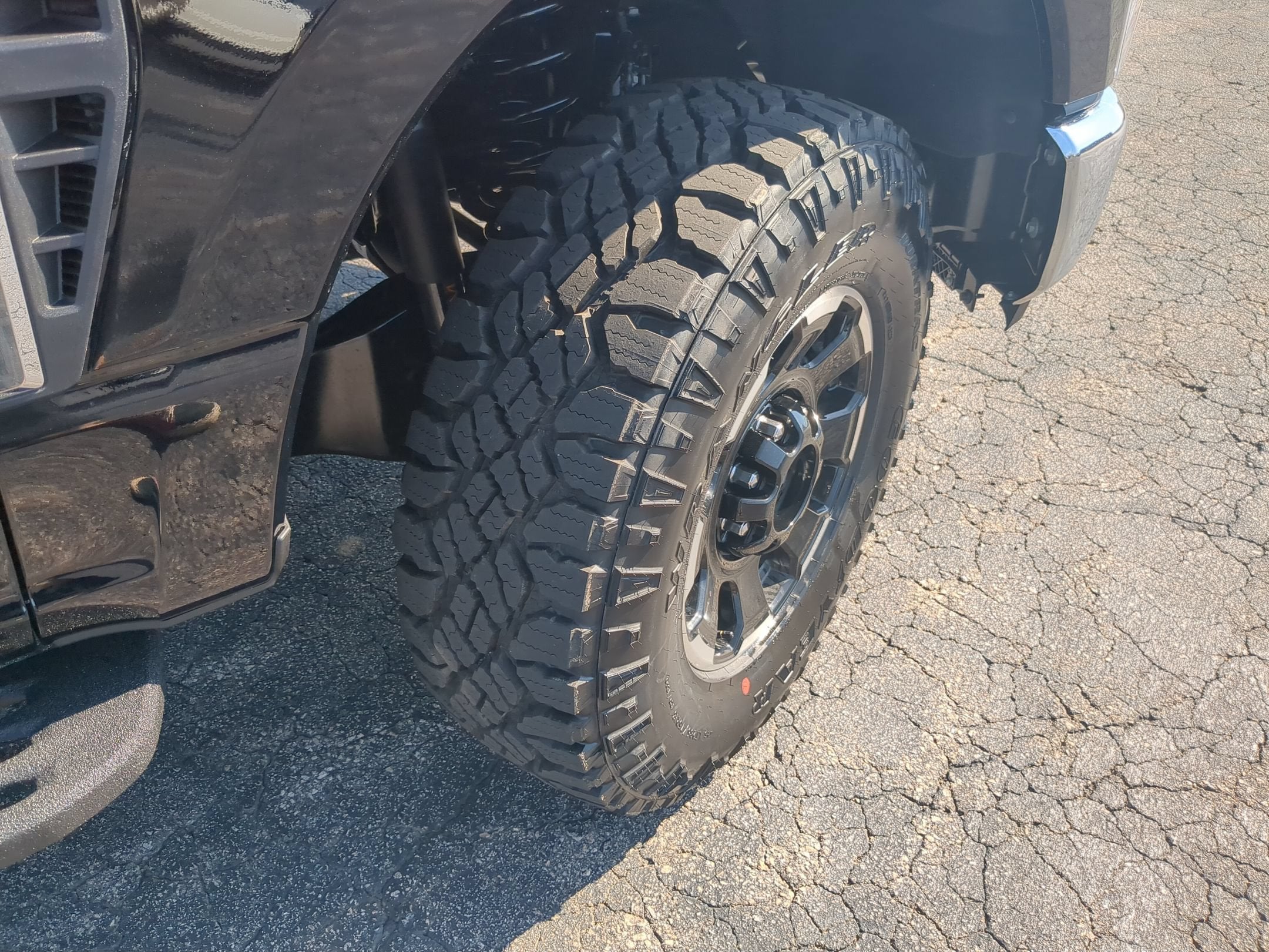 2027 Ford Super Duty F-350 SRW F-350® XLT
