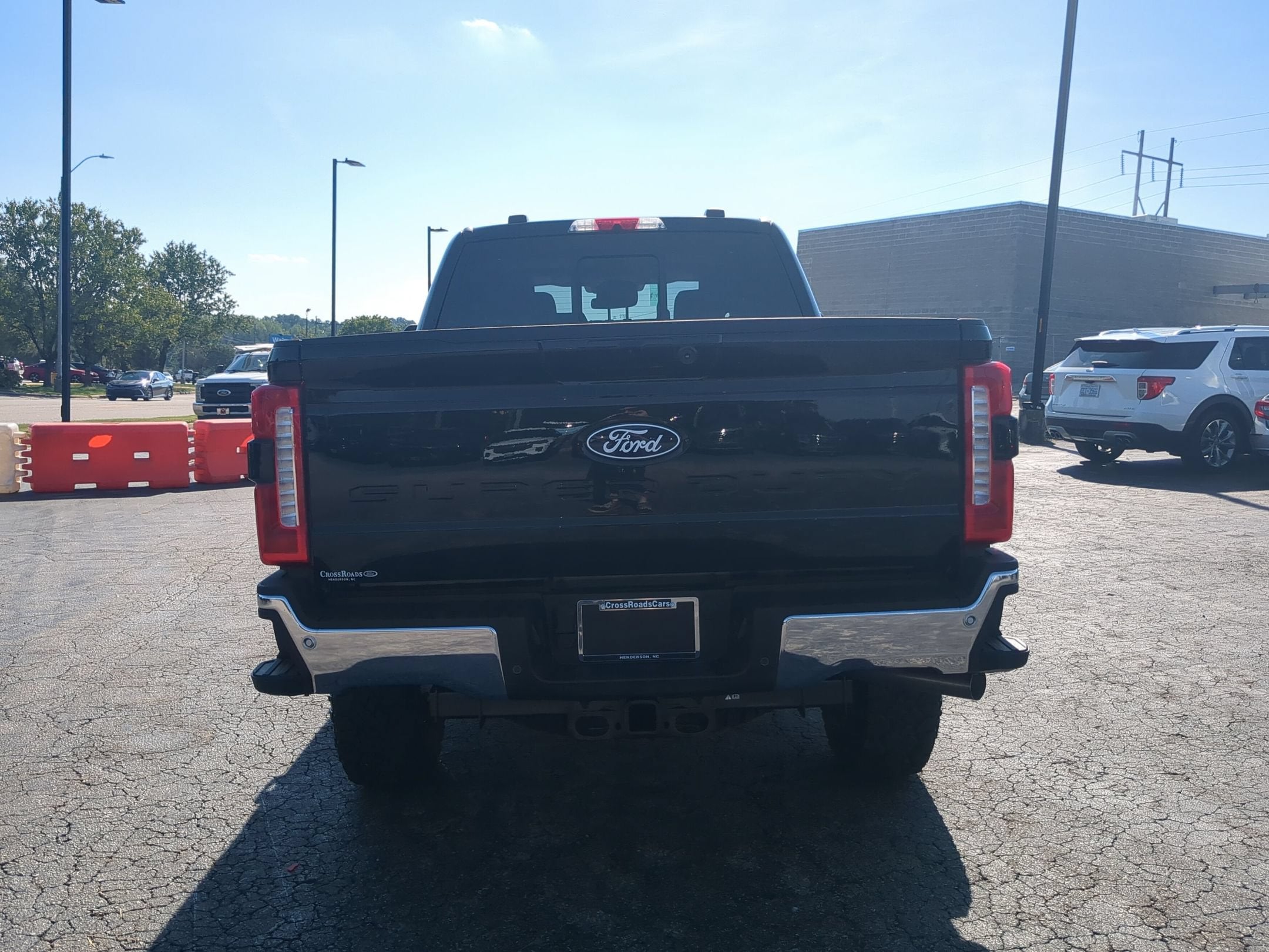 2027 Ford Super Duty F-350 SRW F-350® XLT