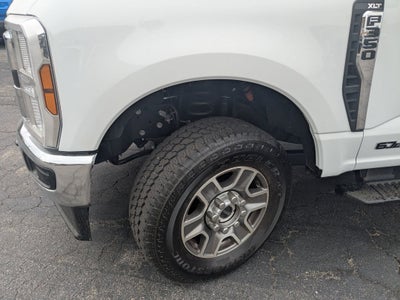 2025 Ford Super Duty F-350 SRW XLT