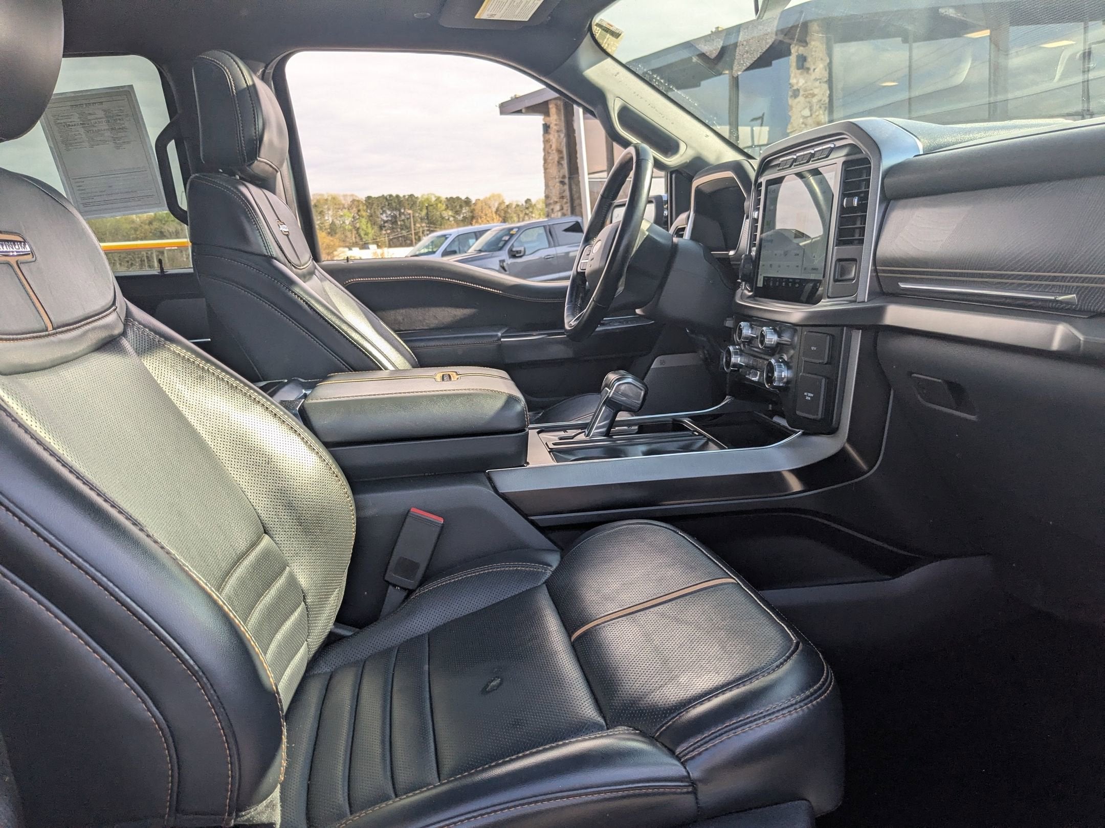 2022 Ford F-150 Platinum