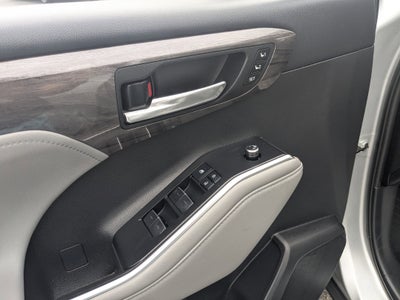 2022 Toyota Highlander Limited