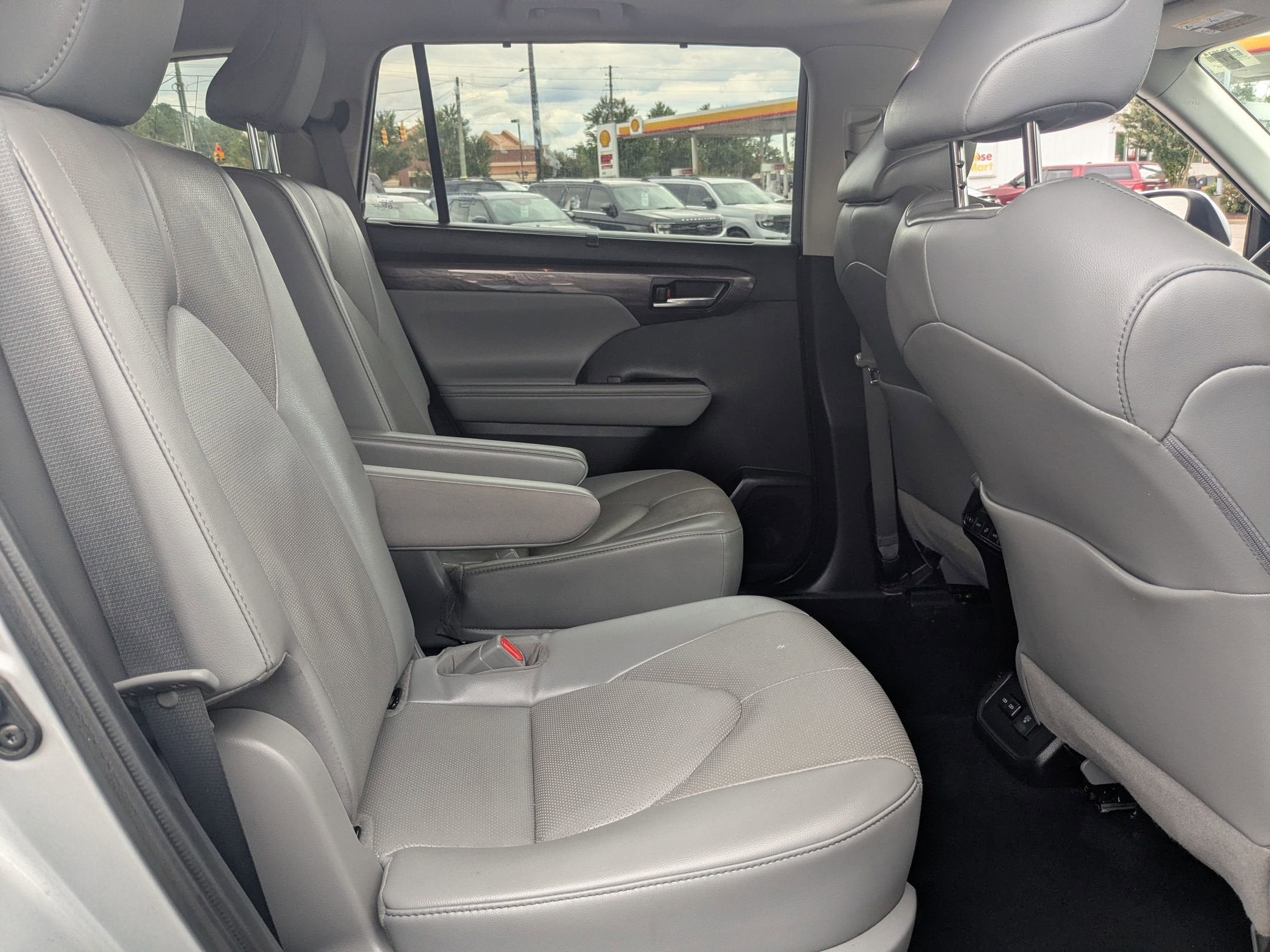 2022 Toyota Highlander Limited