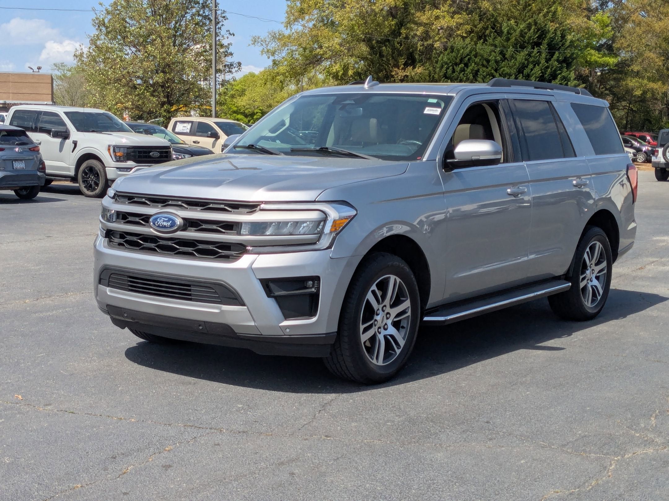 2023 Ford Expedition XLT