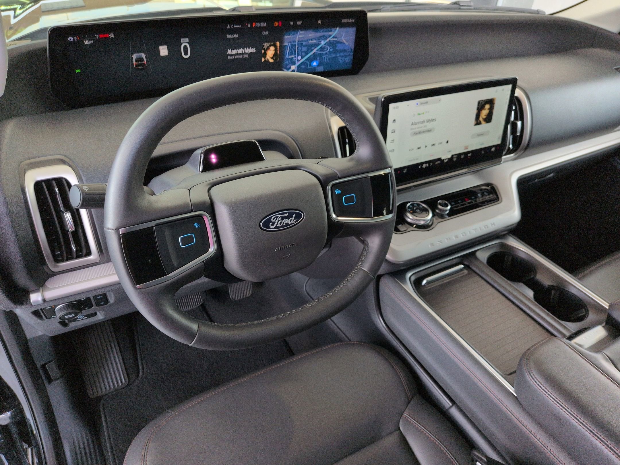 2025 Ford Expedition Active