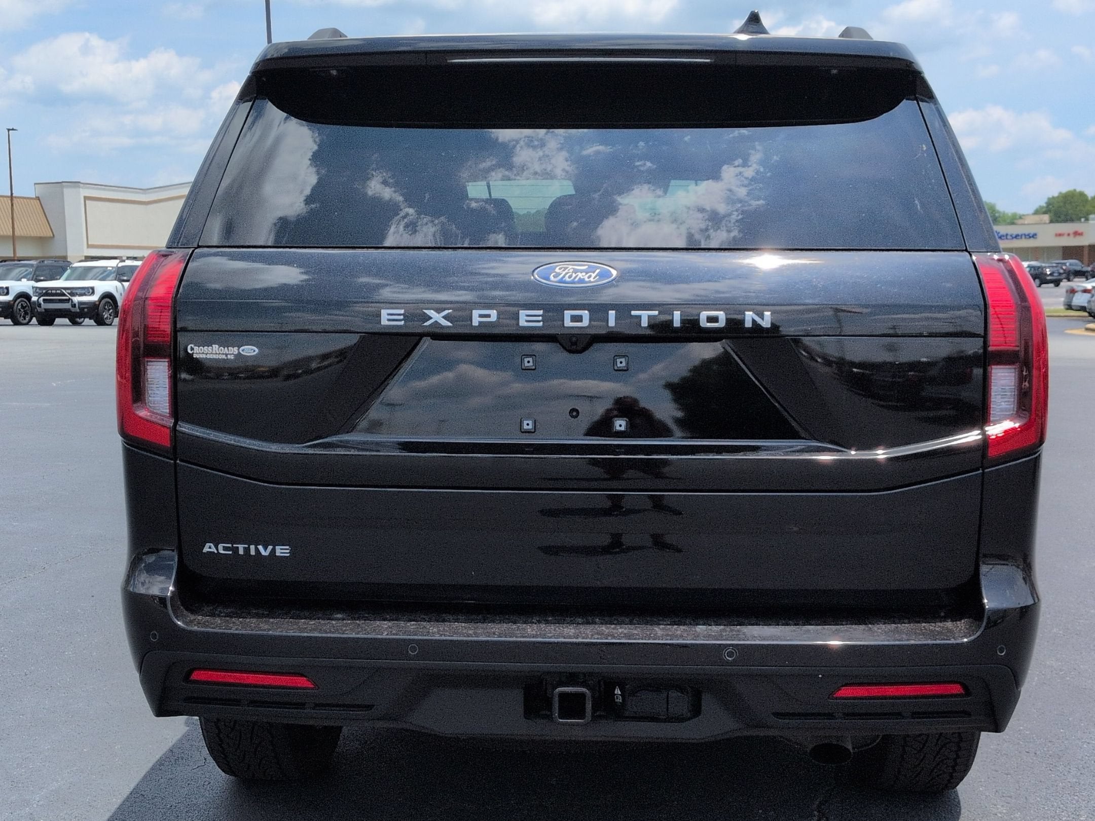 2025 Ford Expedition Active