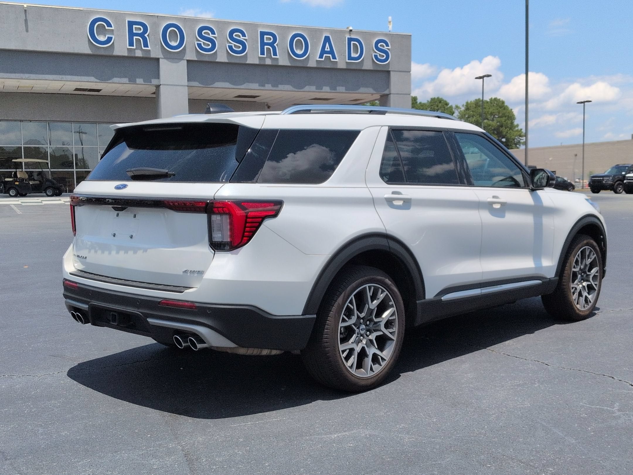 2025 Ford Explorer Platinum
