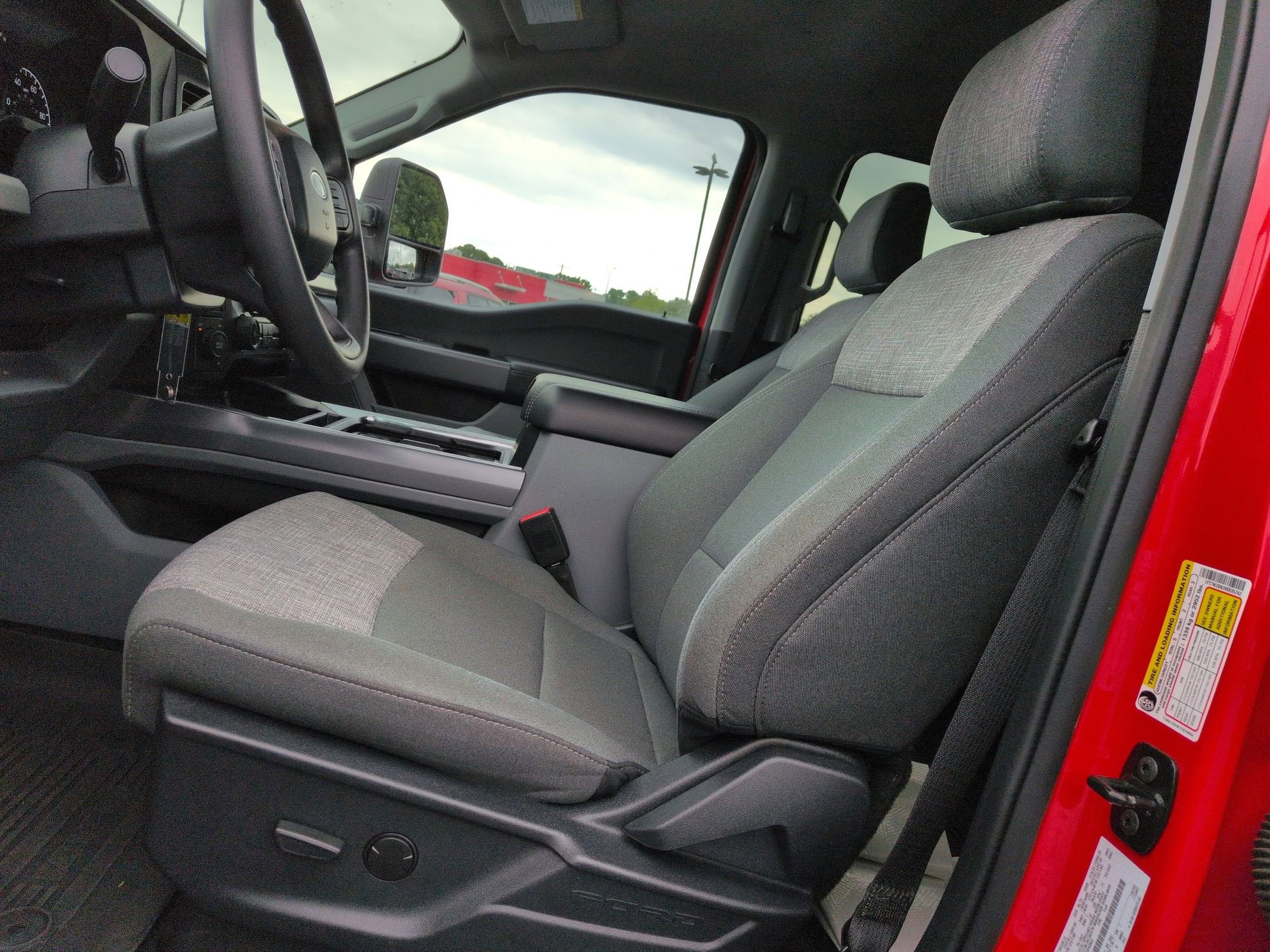 2024 Ford Super Duty F-250 SRW XLT