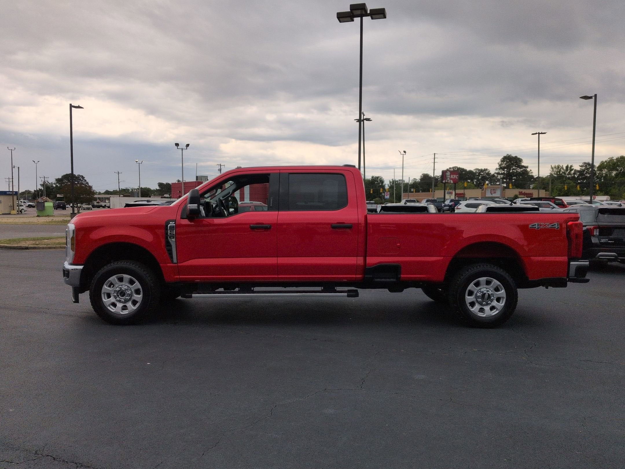 2024 Ford Super Duty F-250 SRW XLT