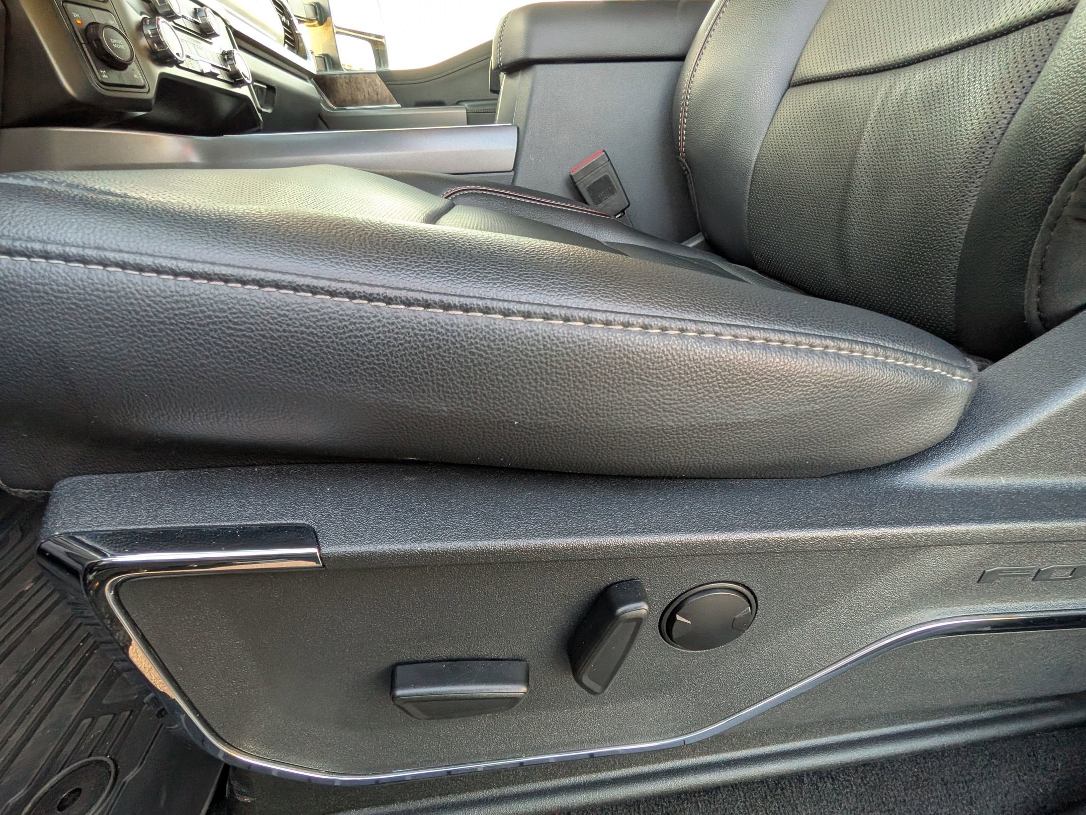 2024 Ford Super Duty F-250 SRW LARIAT