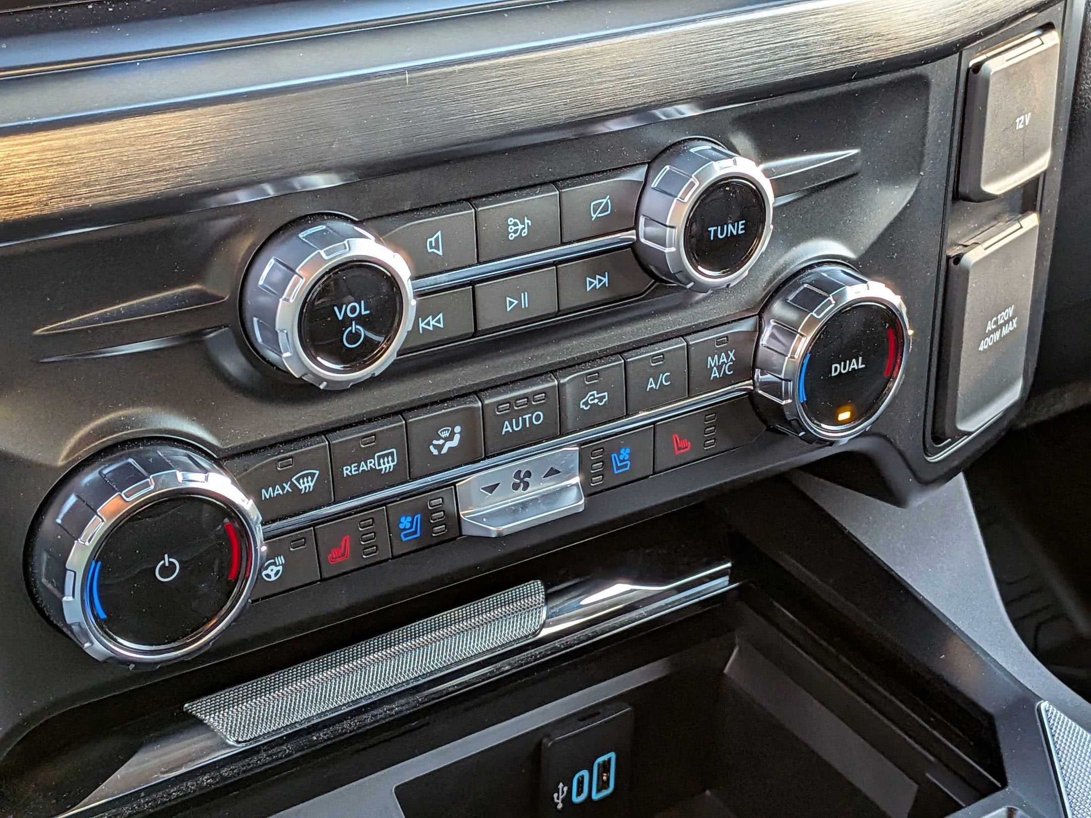 2024 Ford Super Duty F-250 SRW LARIAT