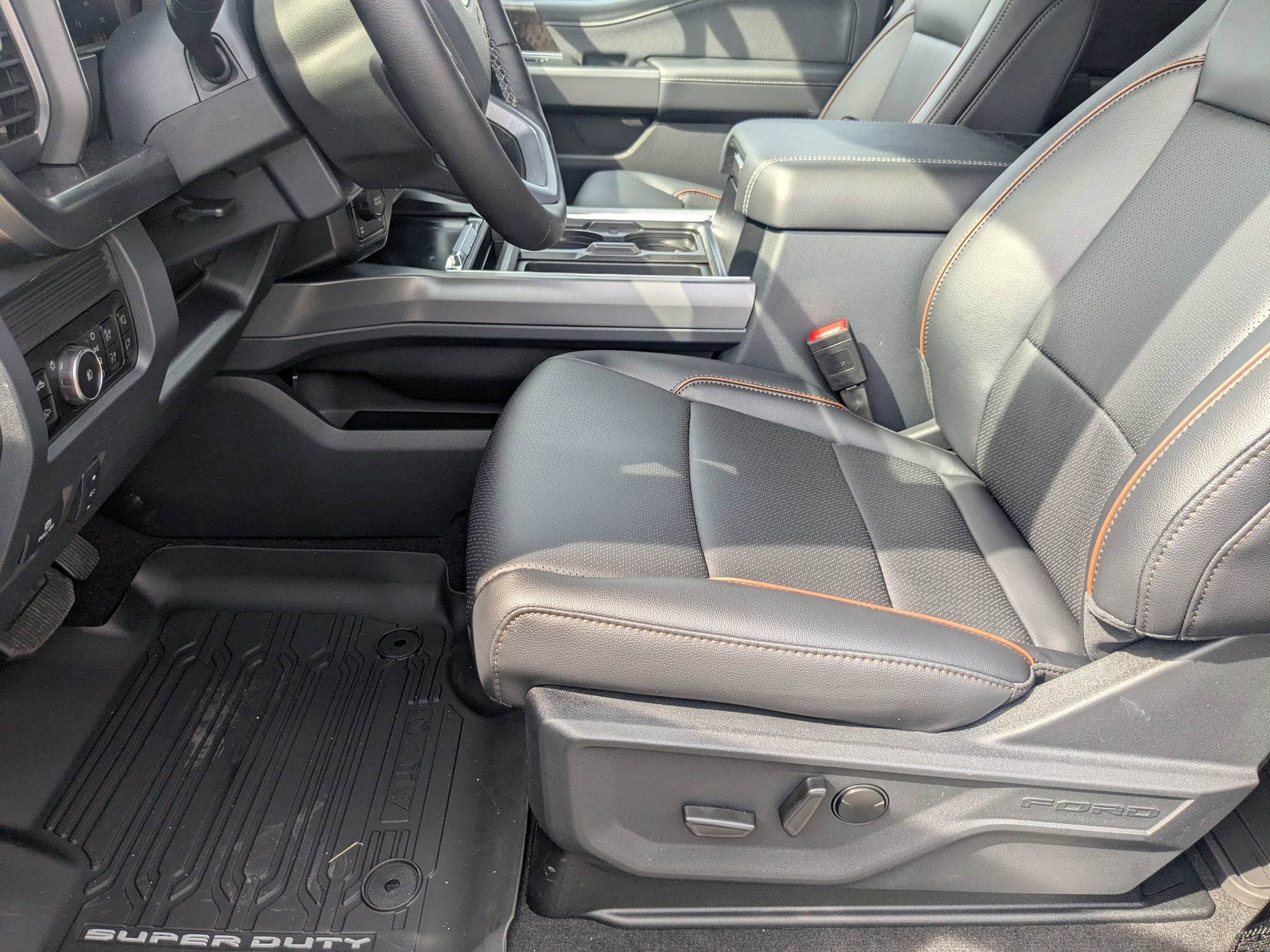 2025 Ford Super Duty F-250 SRW LARIAT