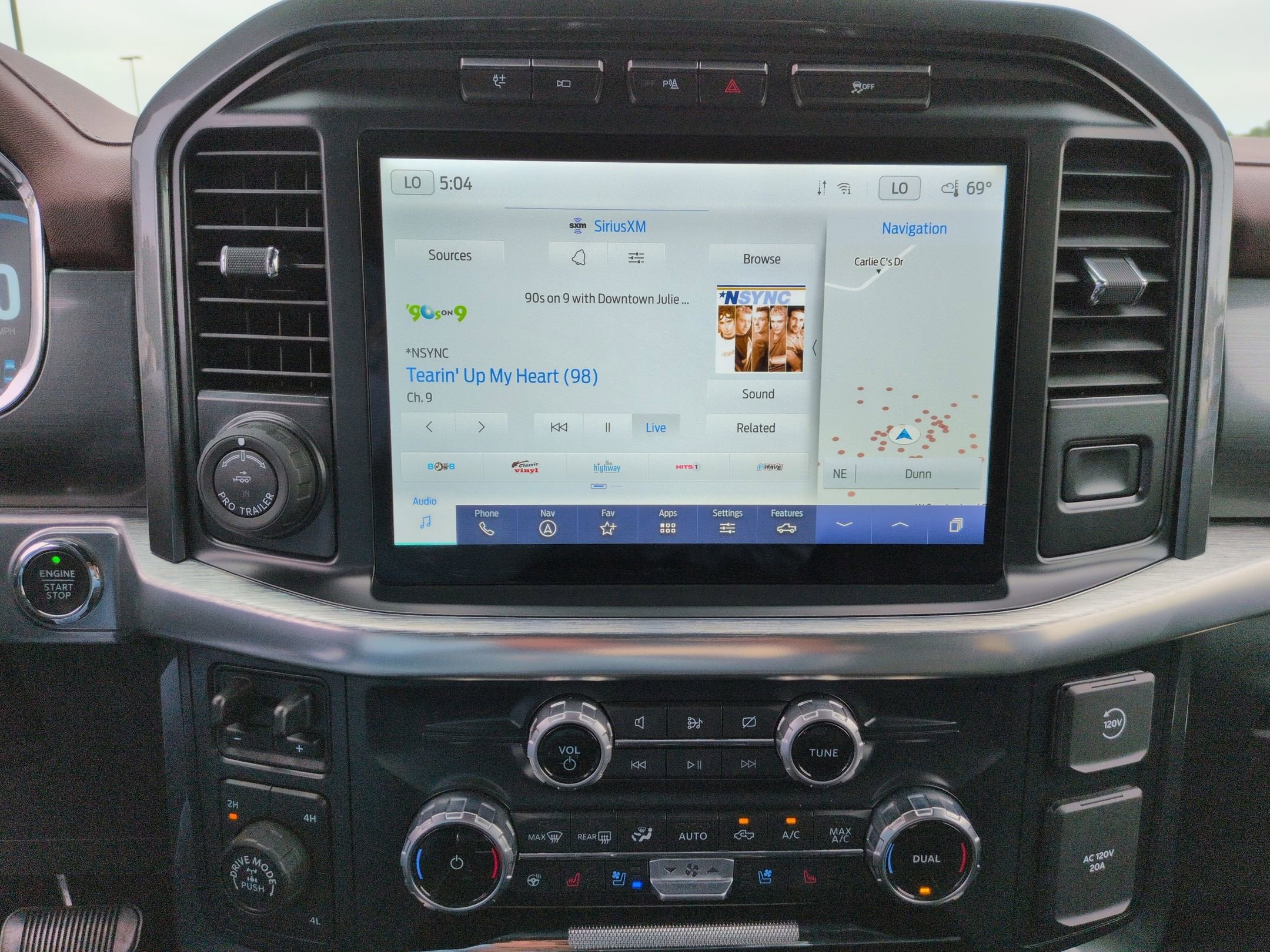 2022 Ford F-150 LARIAT